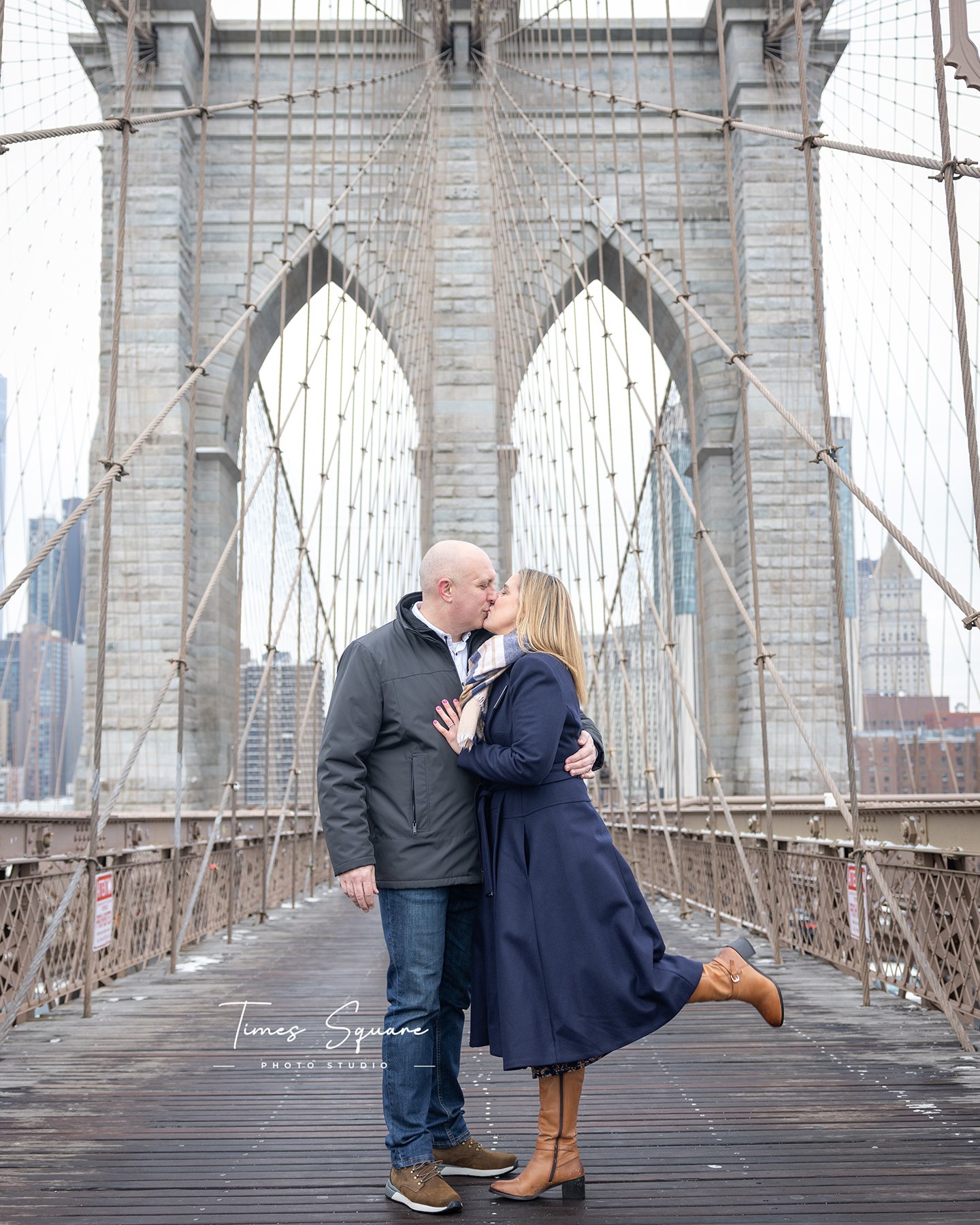 Walking on Brooklyn Bridge with stunning views of the New York City skyline