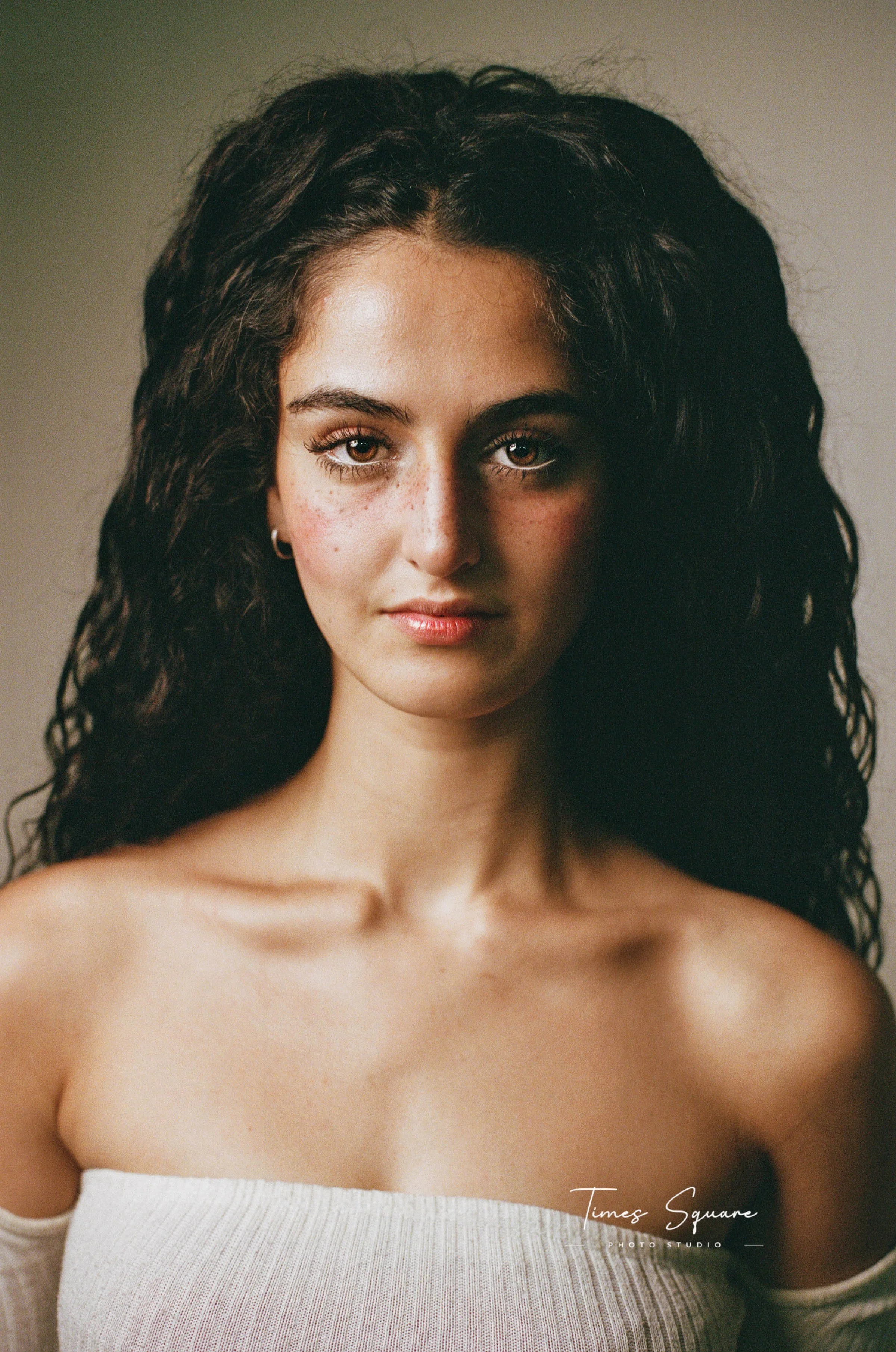 Studio Photoshoot Film 35mm Times Square Photo Studio-3.jpg