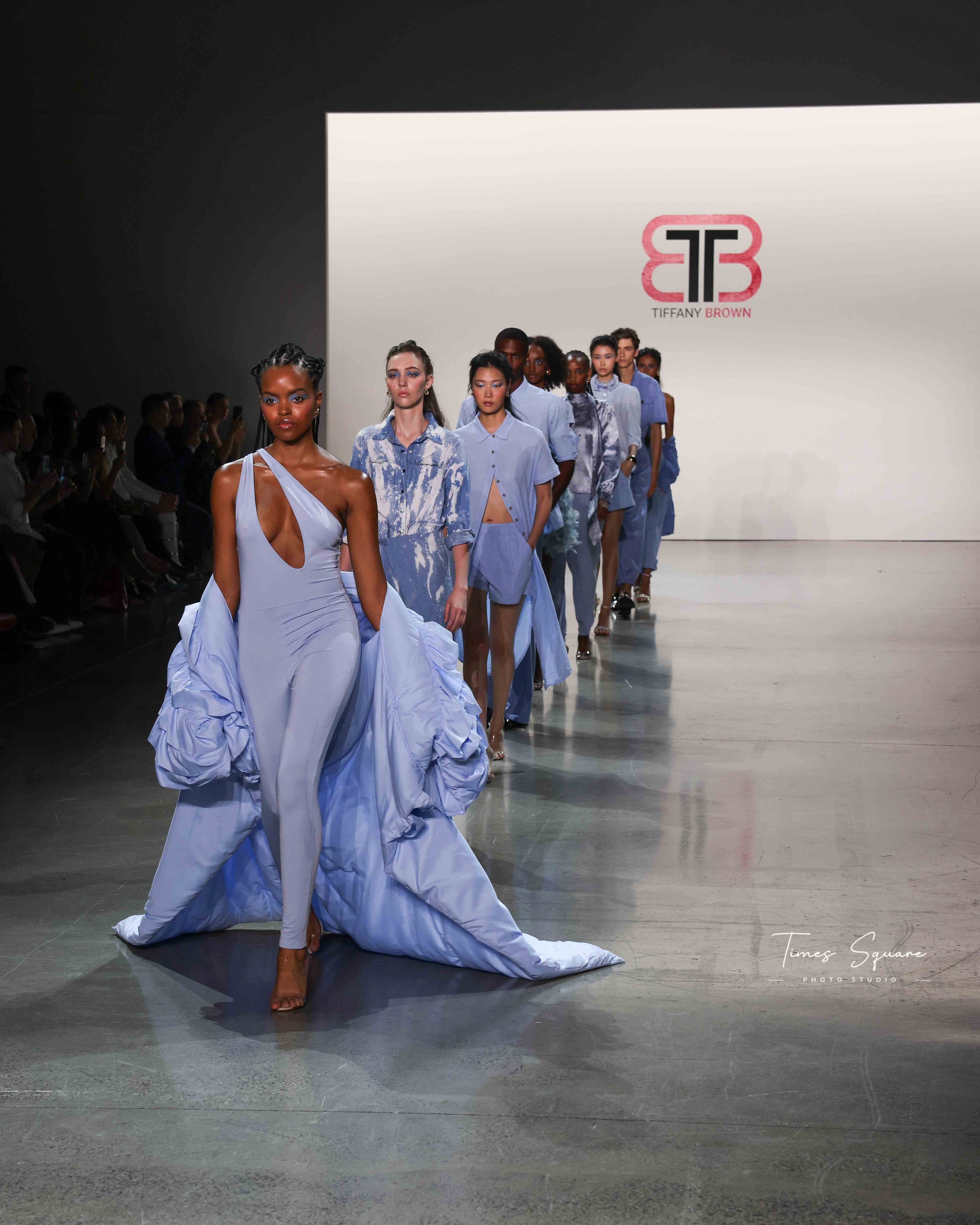 NYFW runway photography by Times Square Photo Studio. New York Fashion Week. Fashion Photography