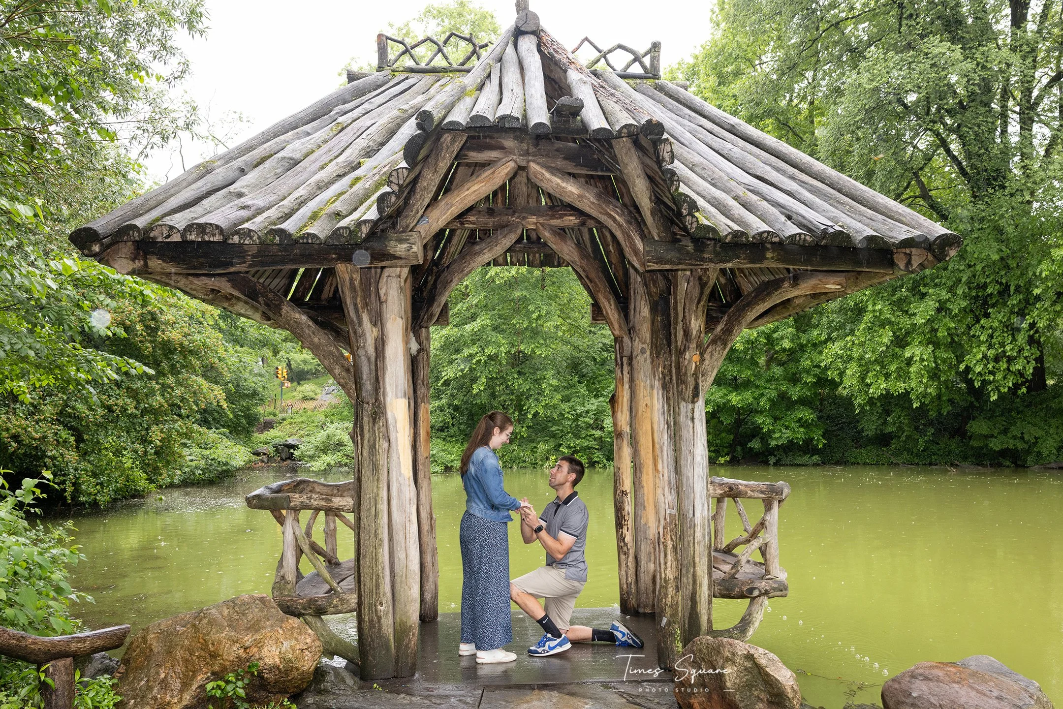 Romantic Central Park engagement photoshoot in Manhattan New York