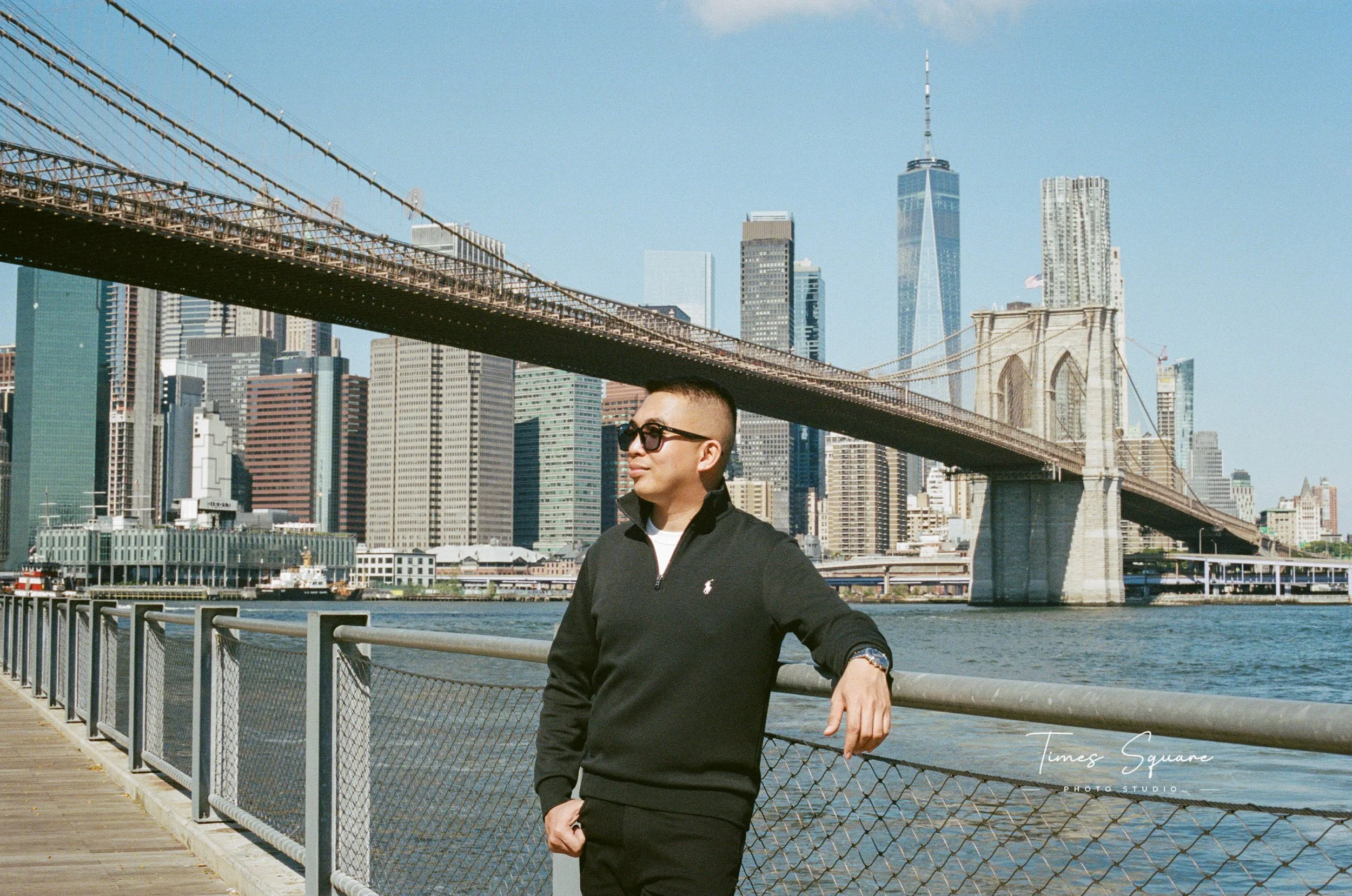 Brooklyn Bridge & DUMBO Photoshoot Film 35mm Times Square Photo Studio-8.jpg