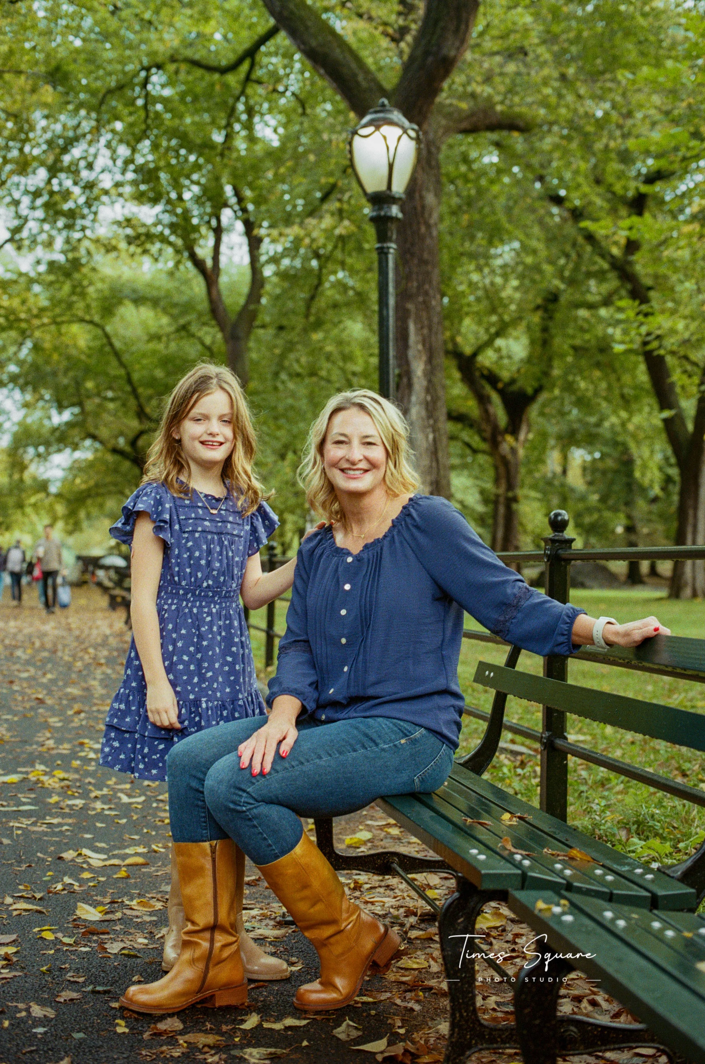 Central Park Fall Photoshoot Film 35mm Times Square Photo Studio-3.jpg
