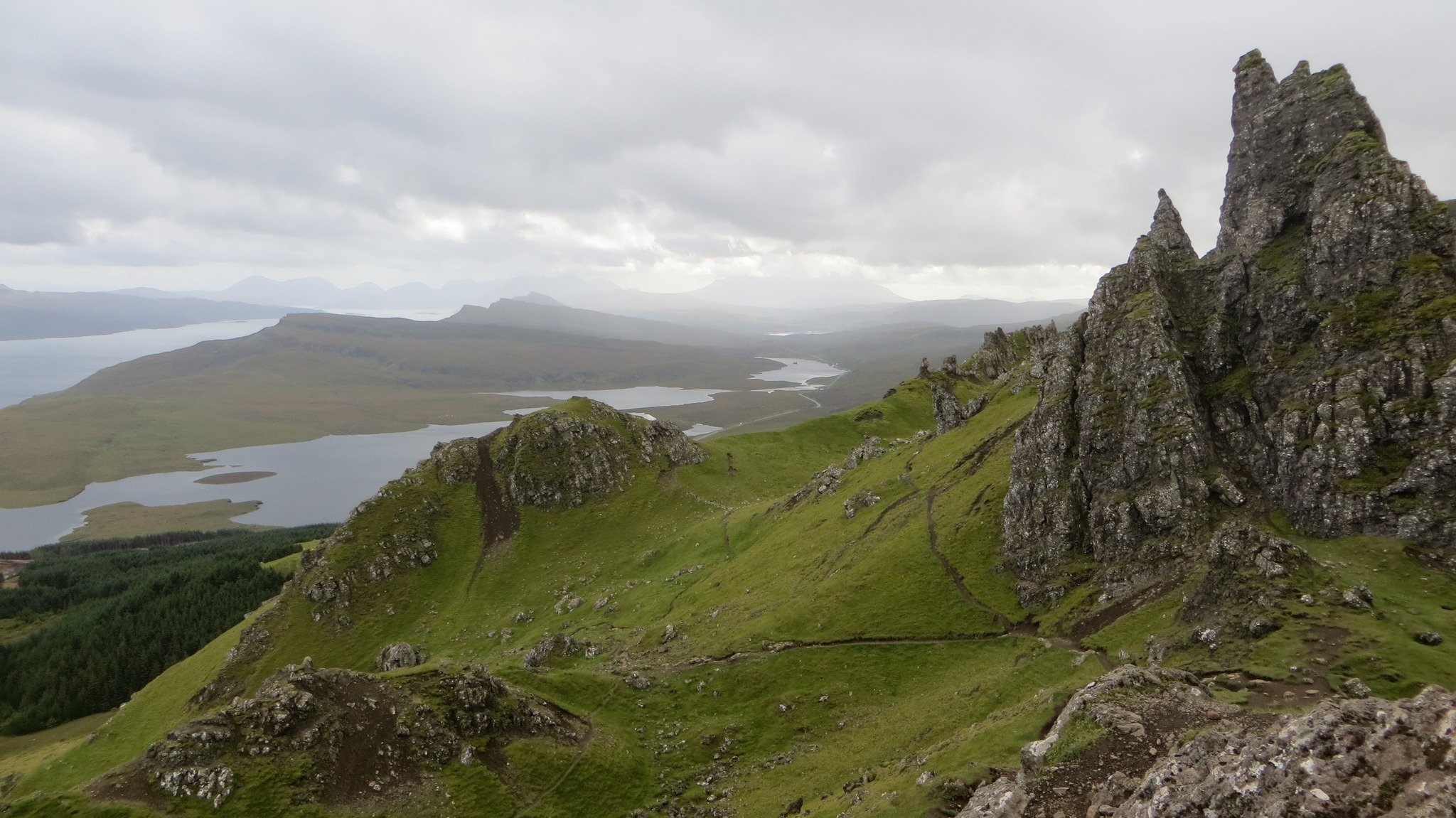 Haven&rsquo;t perform #TheBookbinder in Scotland since 2016 so cannot wait to be back this summer. 

We&rsquo;ll be heading all the way up to @stmagnusfestival  in the Orkney Islands (22-23 June) which has been on our bucket list ever since @garrythe