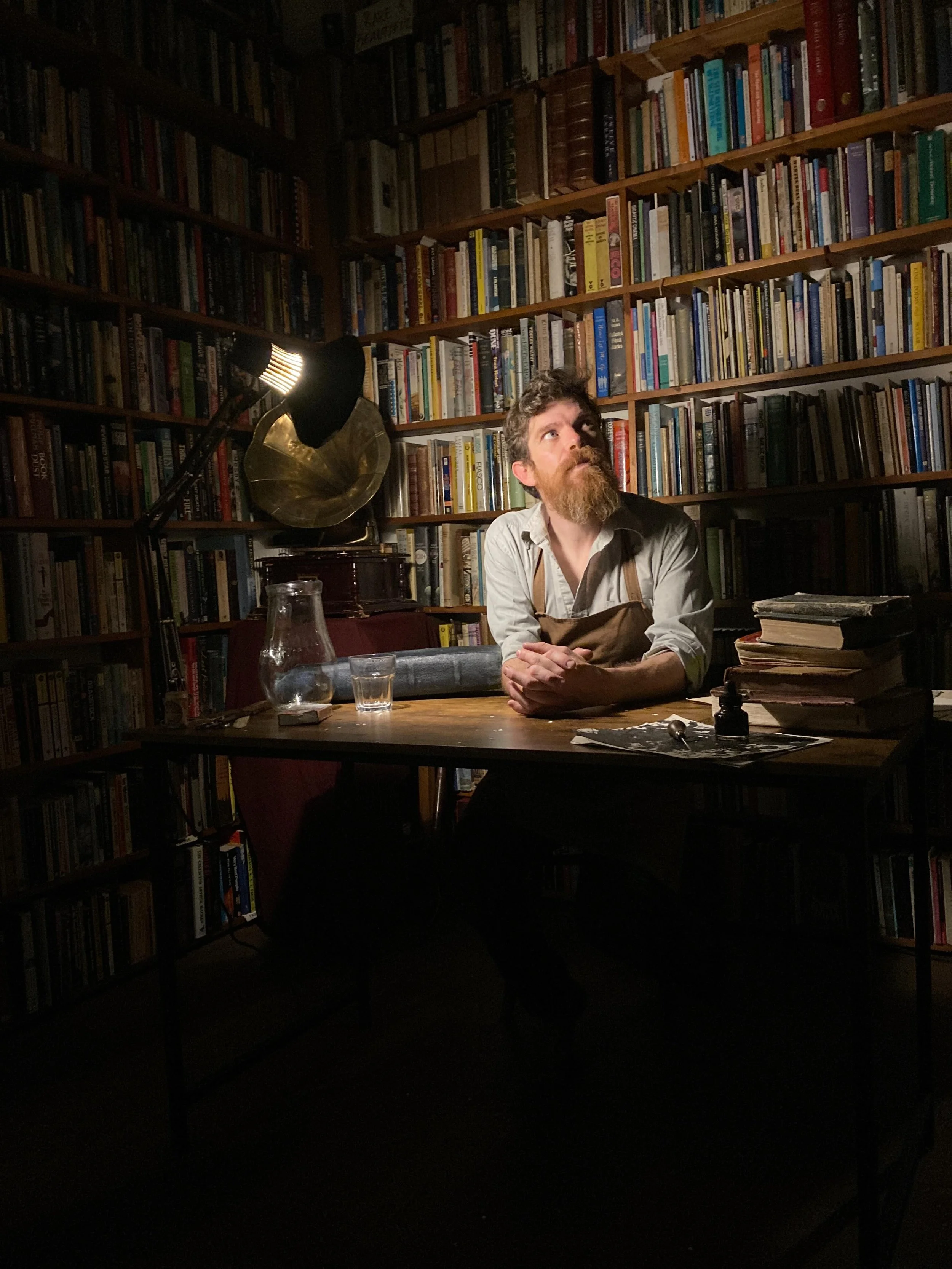 Last night we put on some performances of The Bookbinder for @edchildrensfest delegates.

Thank you so much to @edchildrensfest for first programming us ten years ago, and for giving their 
blessing for us to do this little punk pop-up this year. And