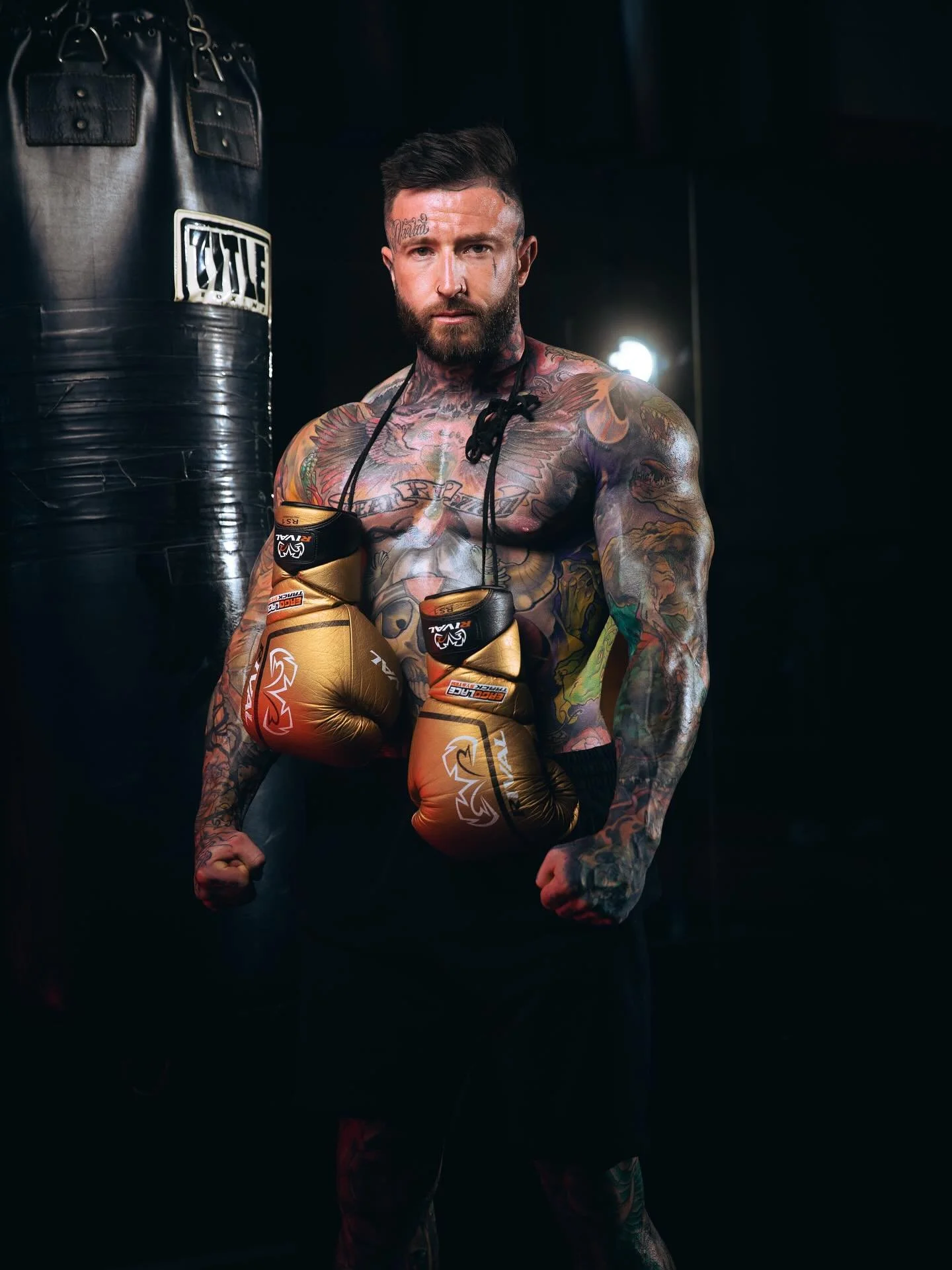 Put &lsquo;em up.

@braedenbonhomme 

📸 @byschofield @reeldemons