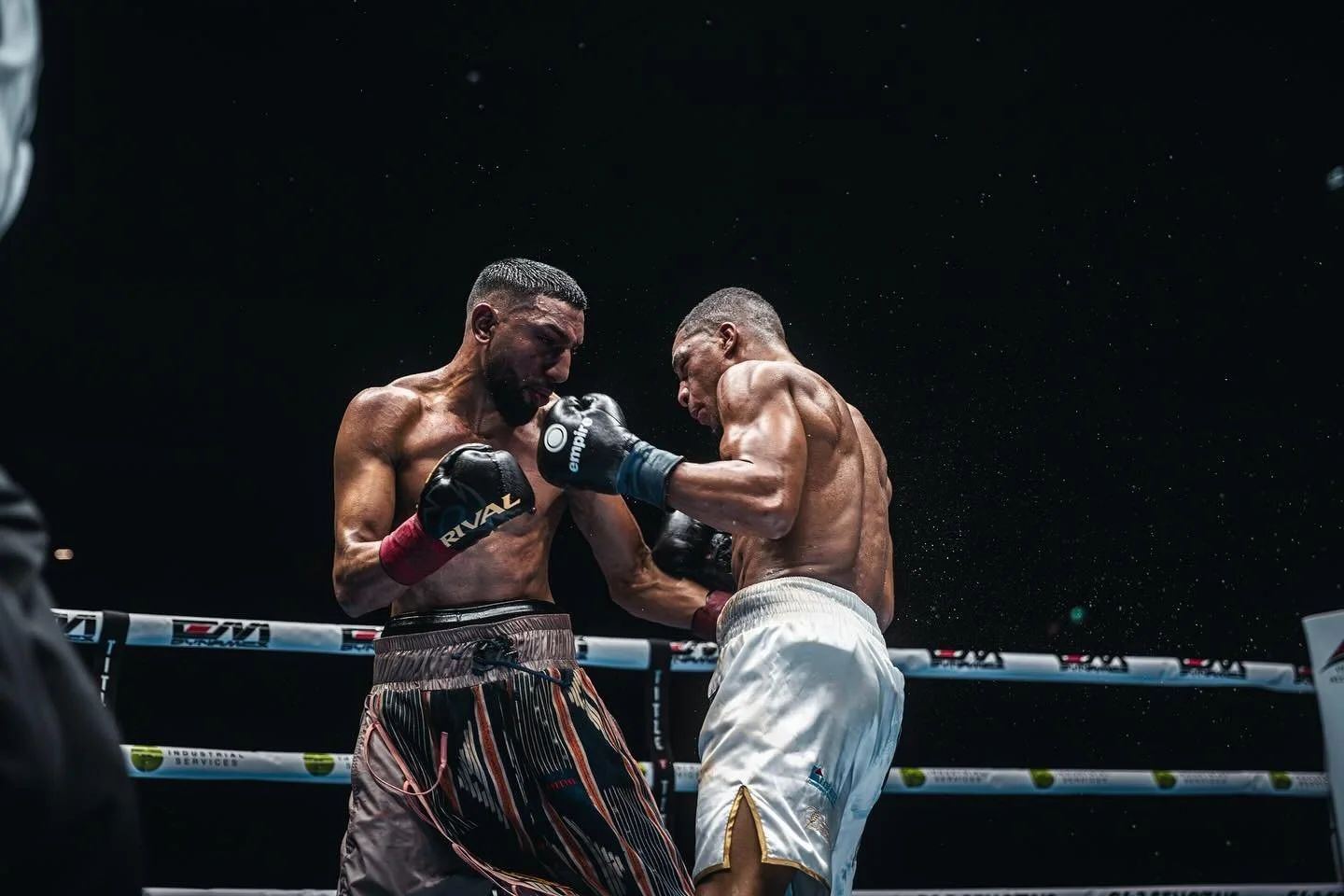United Promotions December 12, 2024 @greatcanadiancasino 

🥊  @sukhdeepboxer @grantmmaboxing 
Promoter @unitedpromotions @tylerbuxton
📸 @reeldemons @byschofield
#reeldemons #actionsportsphotography #boxingphotography #boxing #ringsidephotographer #