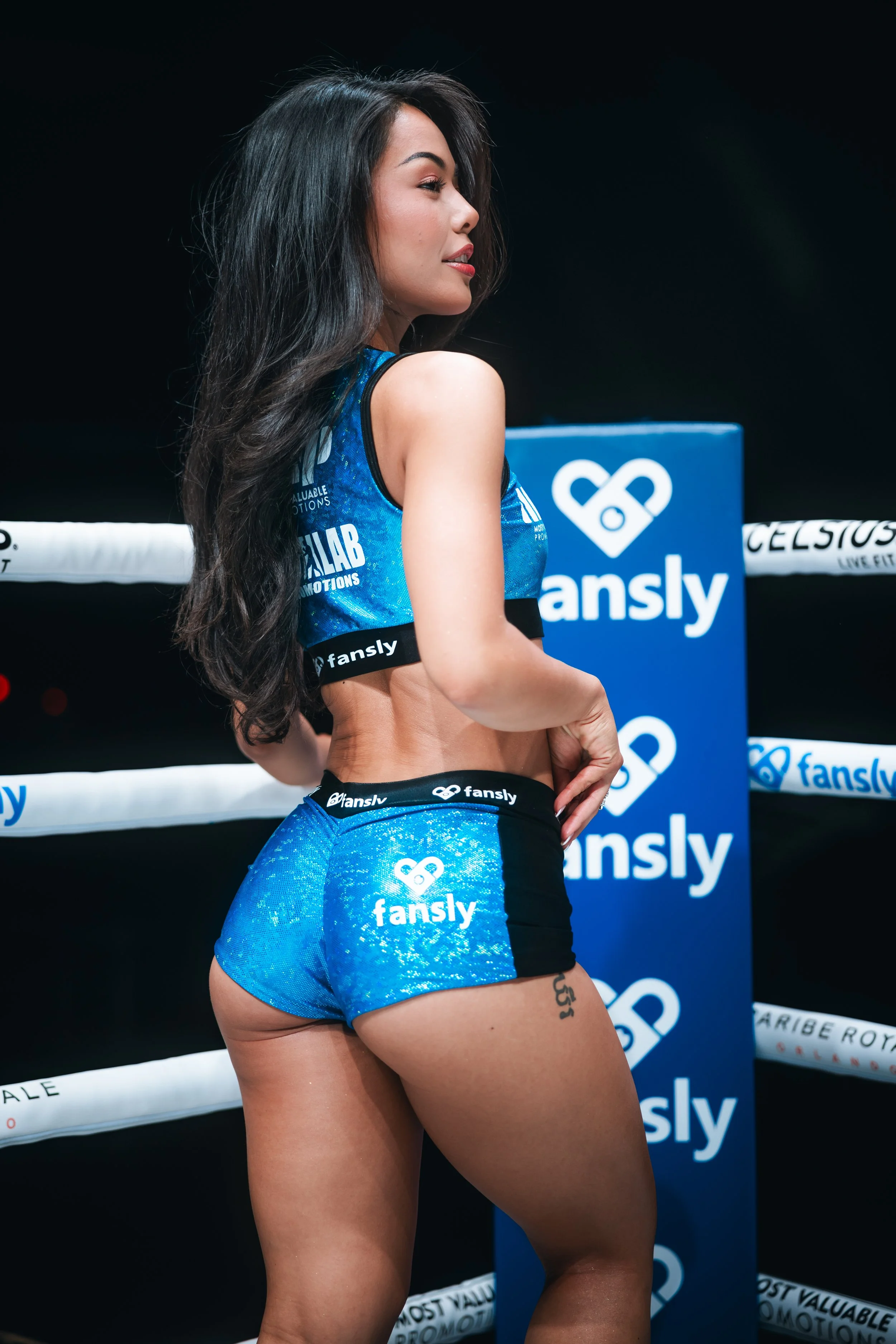 MVP PROSPECTS 11 - RING GIRLS SM-40.jpg