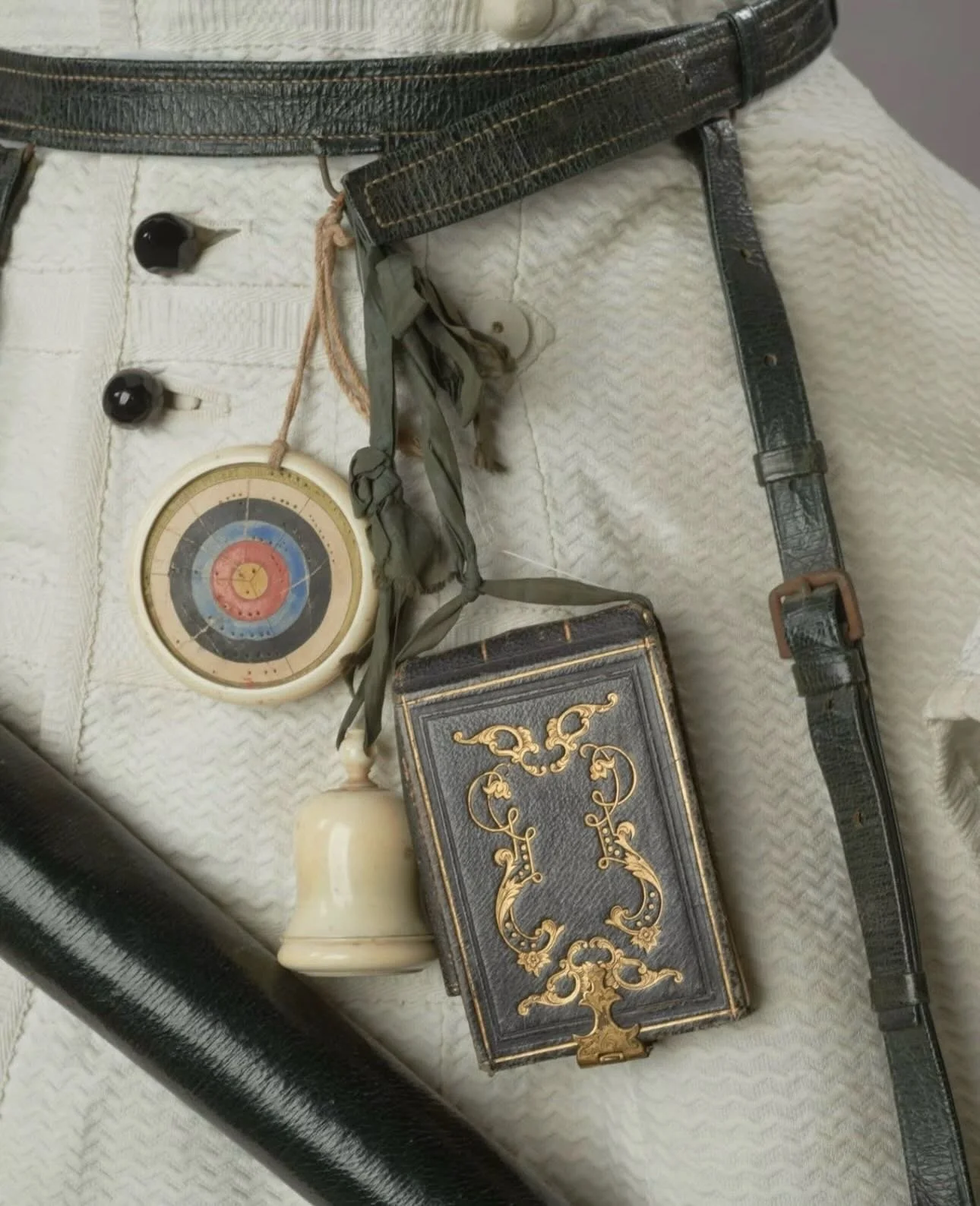 oh to be shooting arrows and writing in your journal in 1855 

&ldquo;This particular Victorian archery outfit belonged to Fanny de Neufville Giveen, n&eacute;e Lucas. She was born in 1833 in the City of London and married Butler Mildmay Giveen in 18