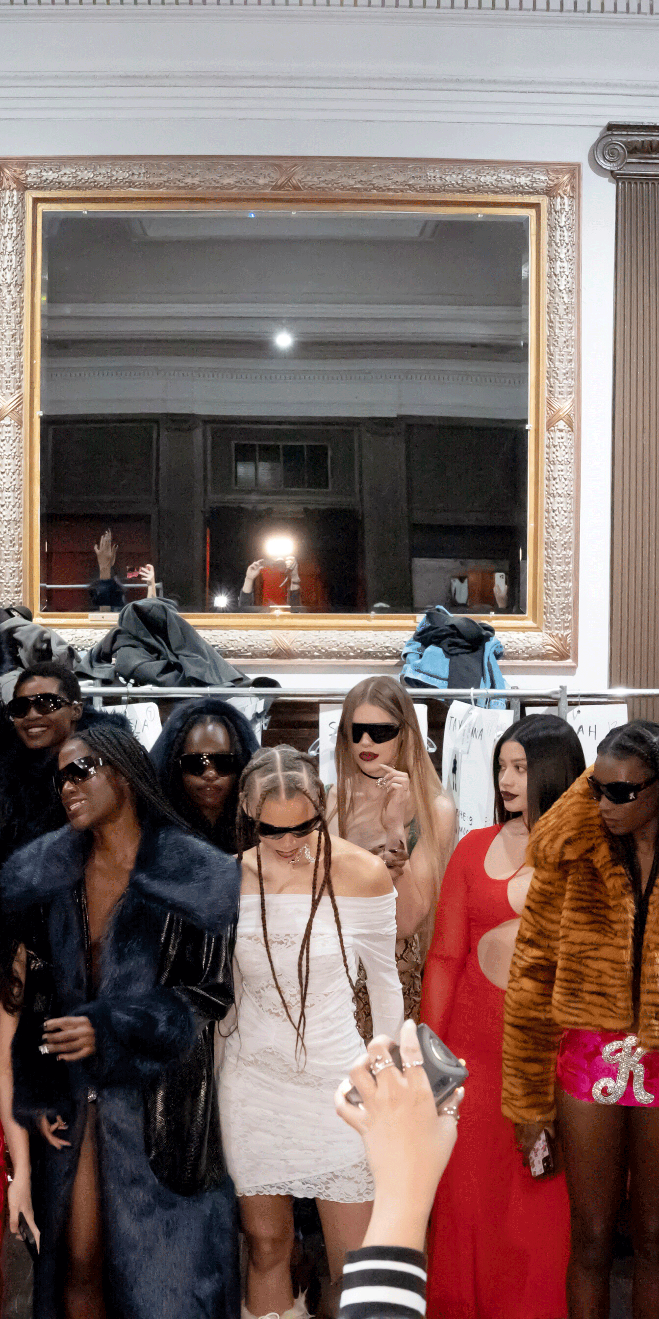 5AVE.STUDIO - ILIN CHUNG_IMG_0792_02.GIF