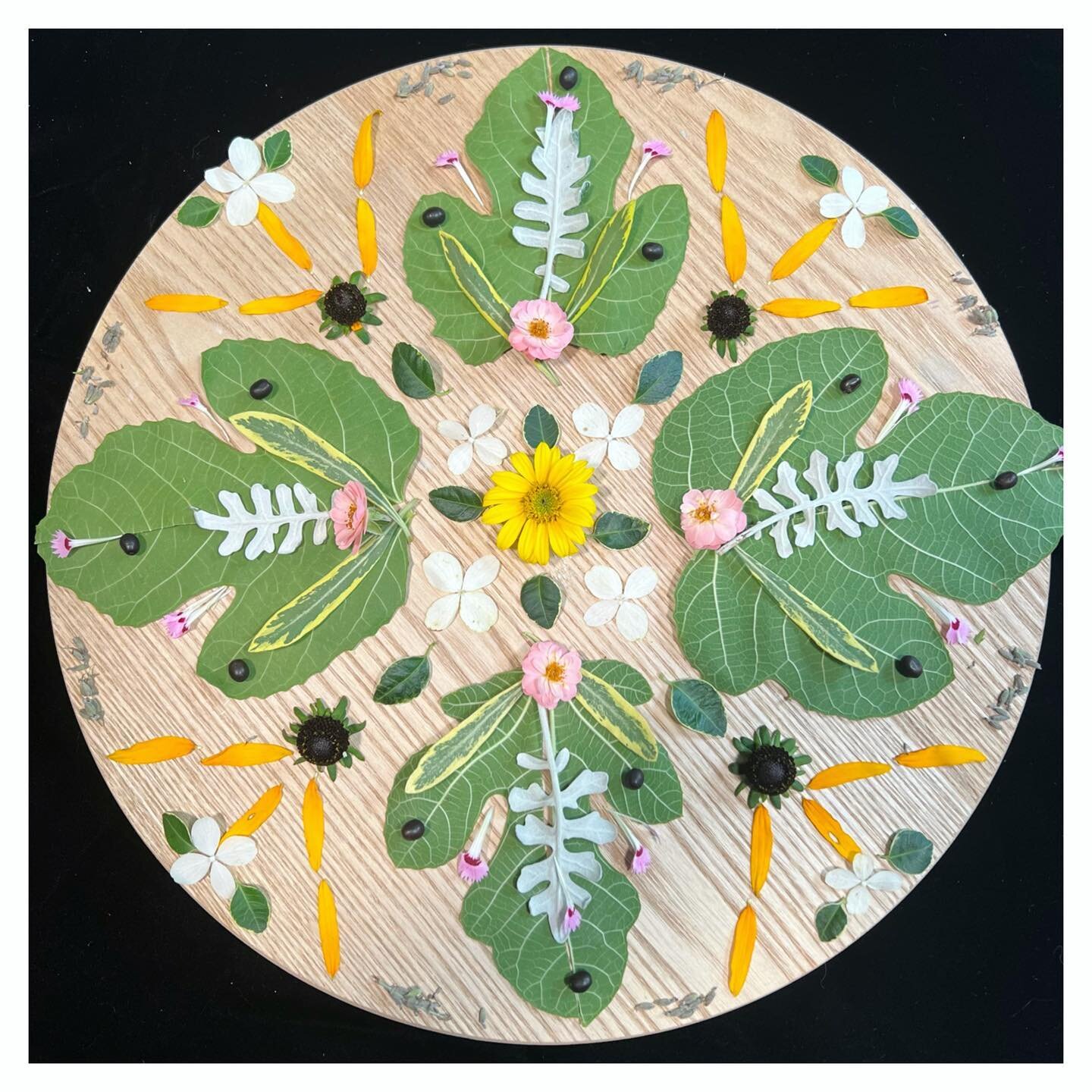 🌻Happy Saturday!

I created this Mother Earth Mandala earlier this week for a lesson I filmed &amp; wanted to share it with you 🌿🙏🏻🫶

I love the process of going on a wandering walk and seeing what catches my eye-what speaks to my soul - 
All th