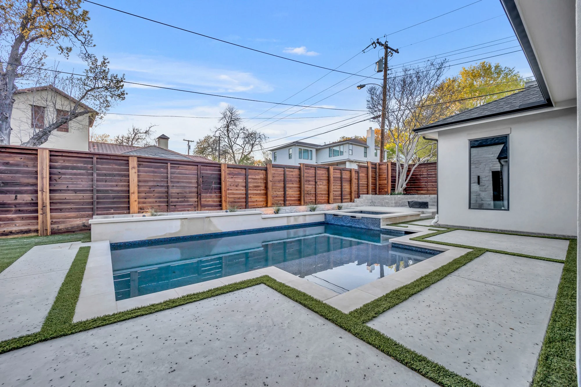 139_6053 lake cir dr.jpg