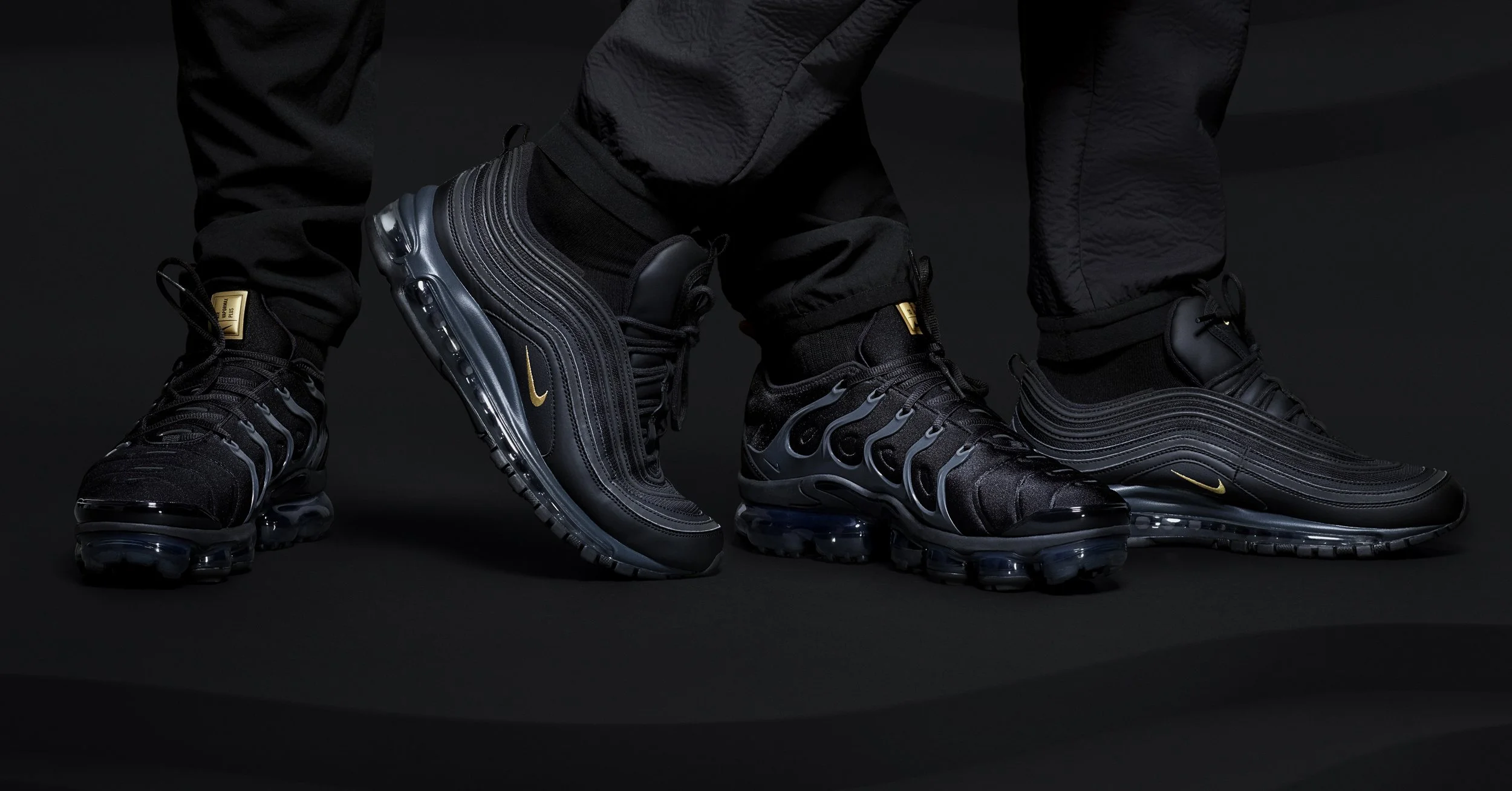 Shot_12_Cyberweek_Footwear_11_005_Final_HR_1200x628.jpg