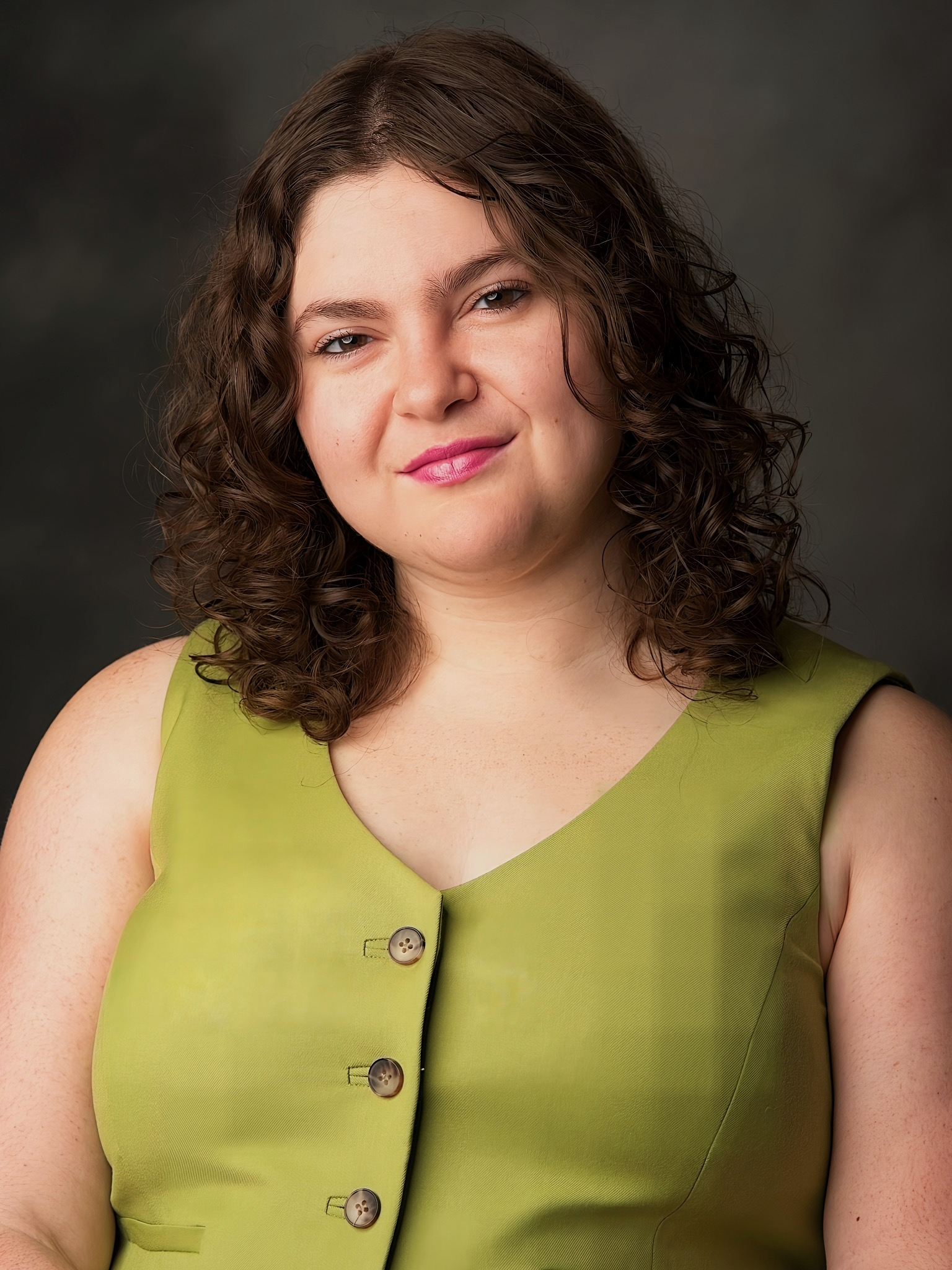 Hallie Pahl (she/ they)