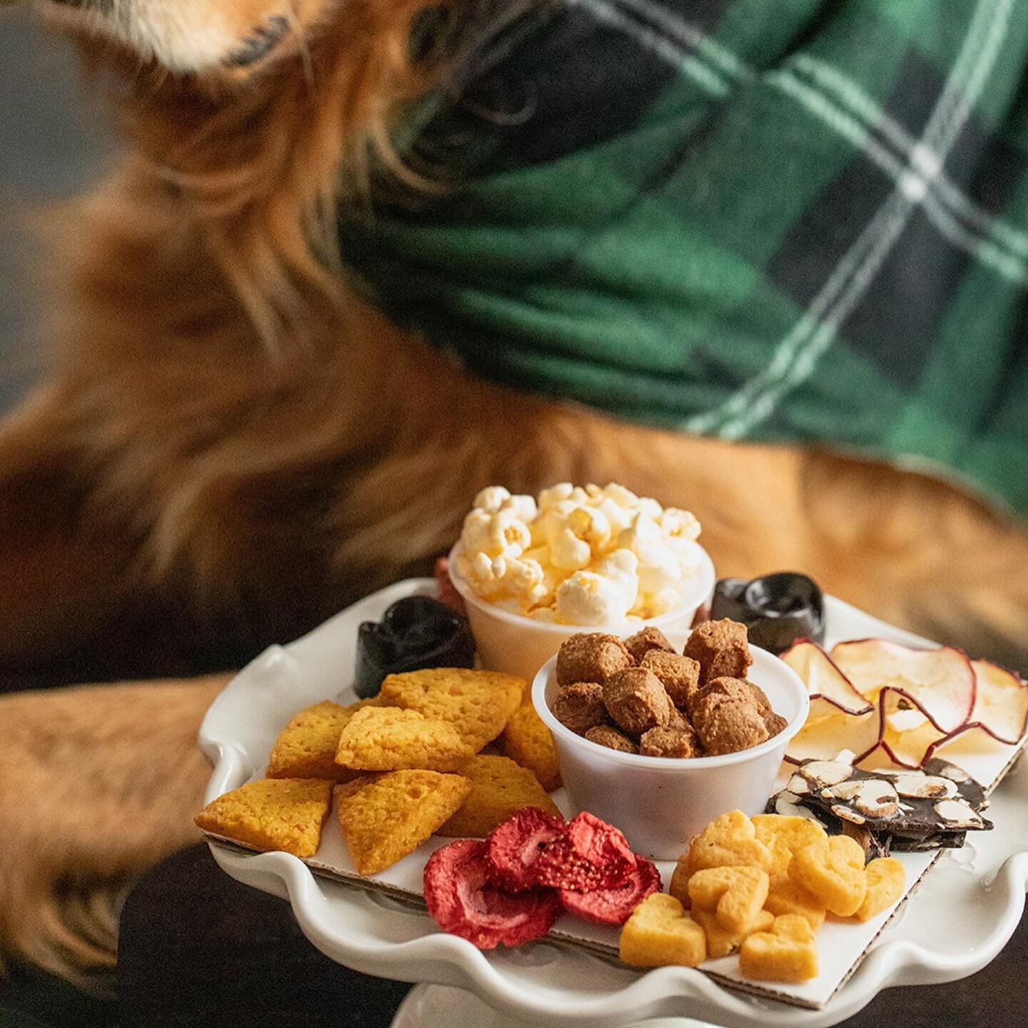 ✨LAST CALL TO INDULGE ❤️🐕 Today is the final day to order your pup&rsquo;s Valentine&rsquo;s Day gifts for guaranteed delivery by 2/14. 

Our traditional dog charcuterie boxes, limited time Valentine&rsquo;s Day Dog Snack box, and decadent chocolate