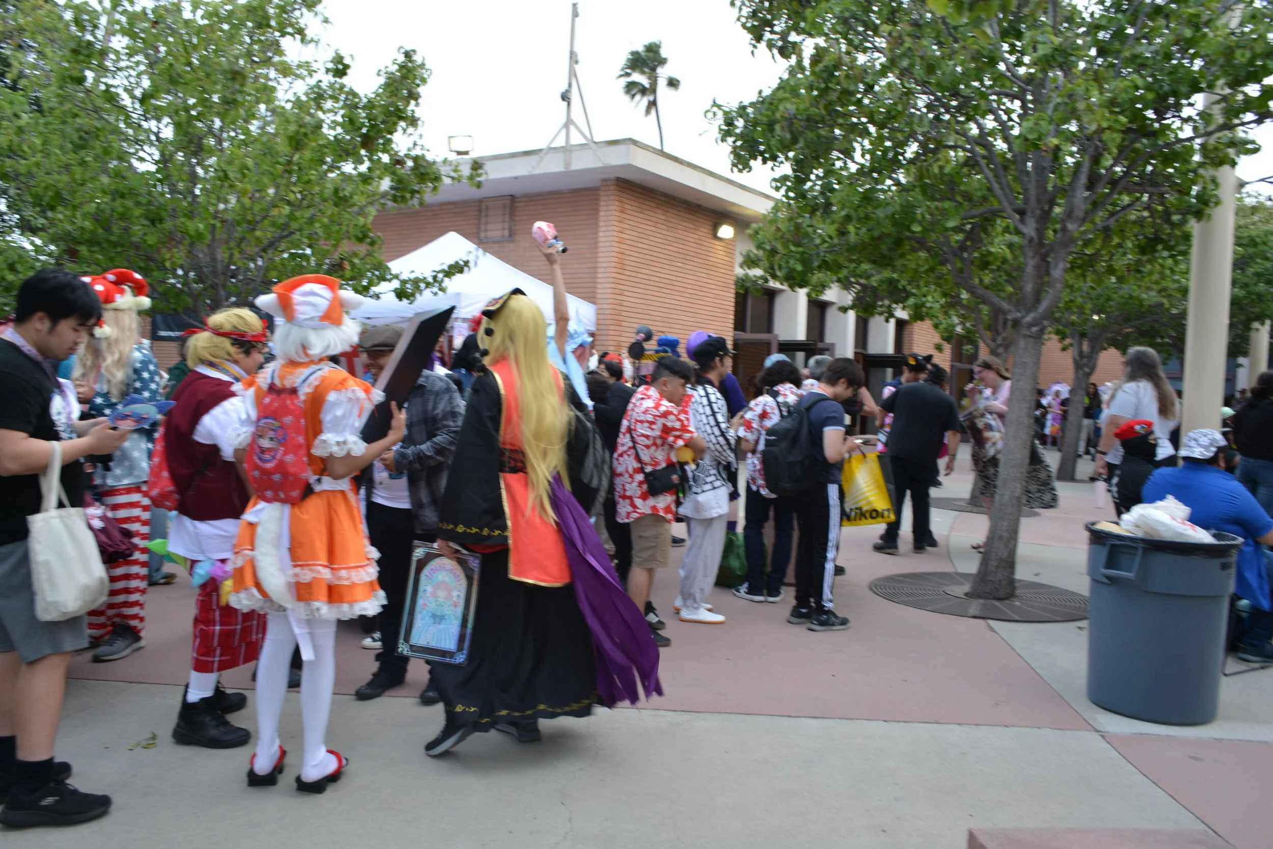 line for concert (3).JPG