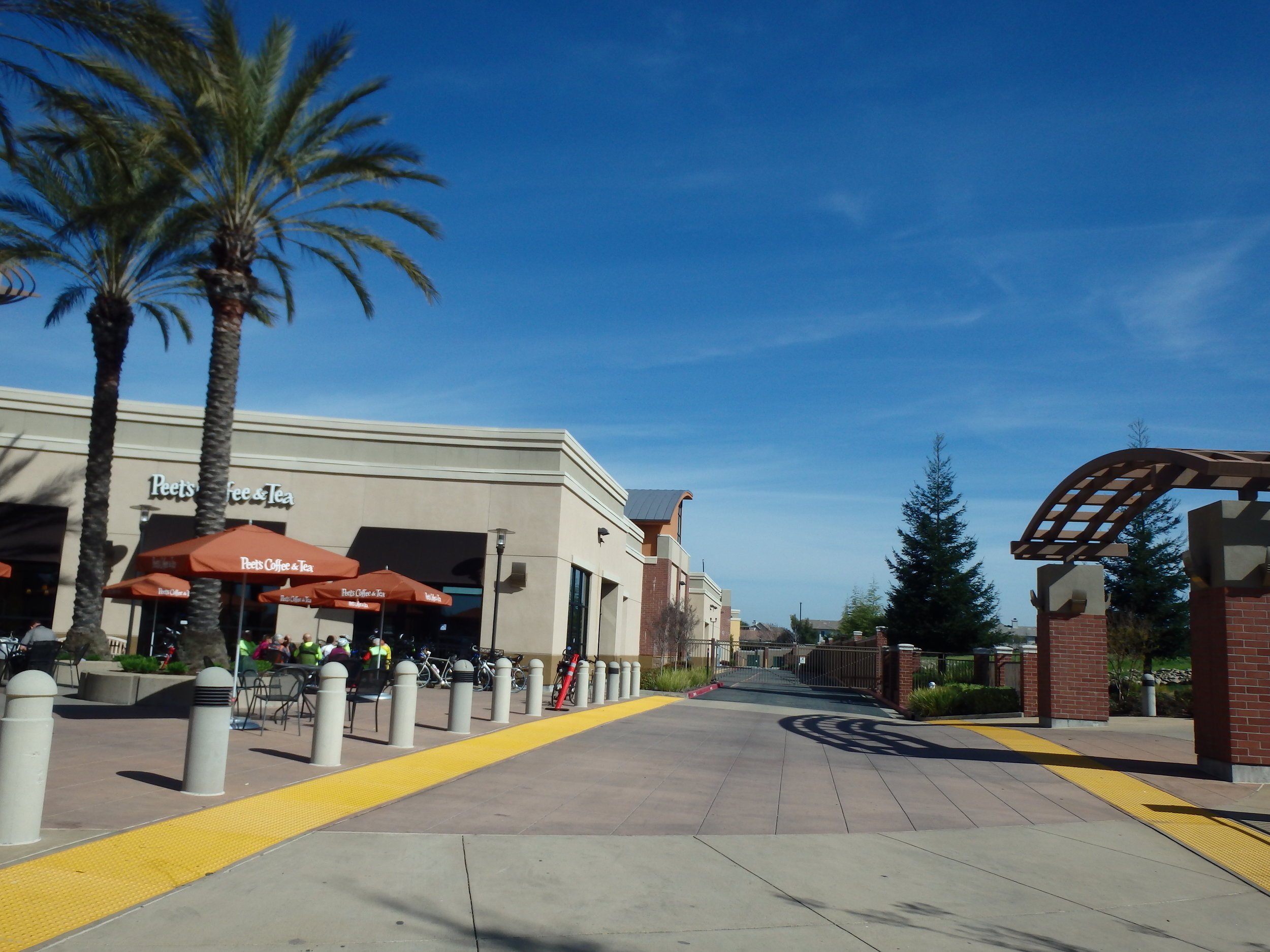 retailcenter-california.jfif