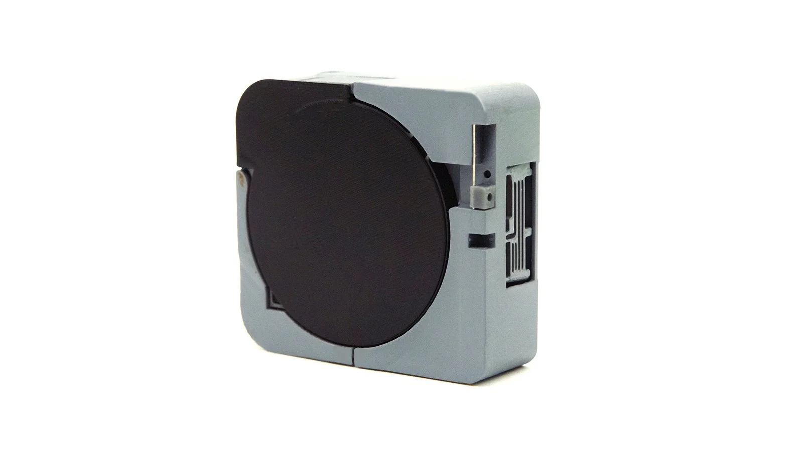 Daylight loadable super8 - Convenient and sustainable.