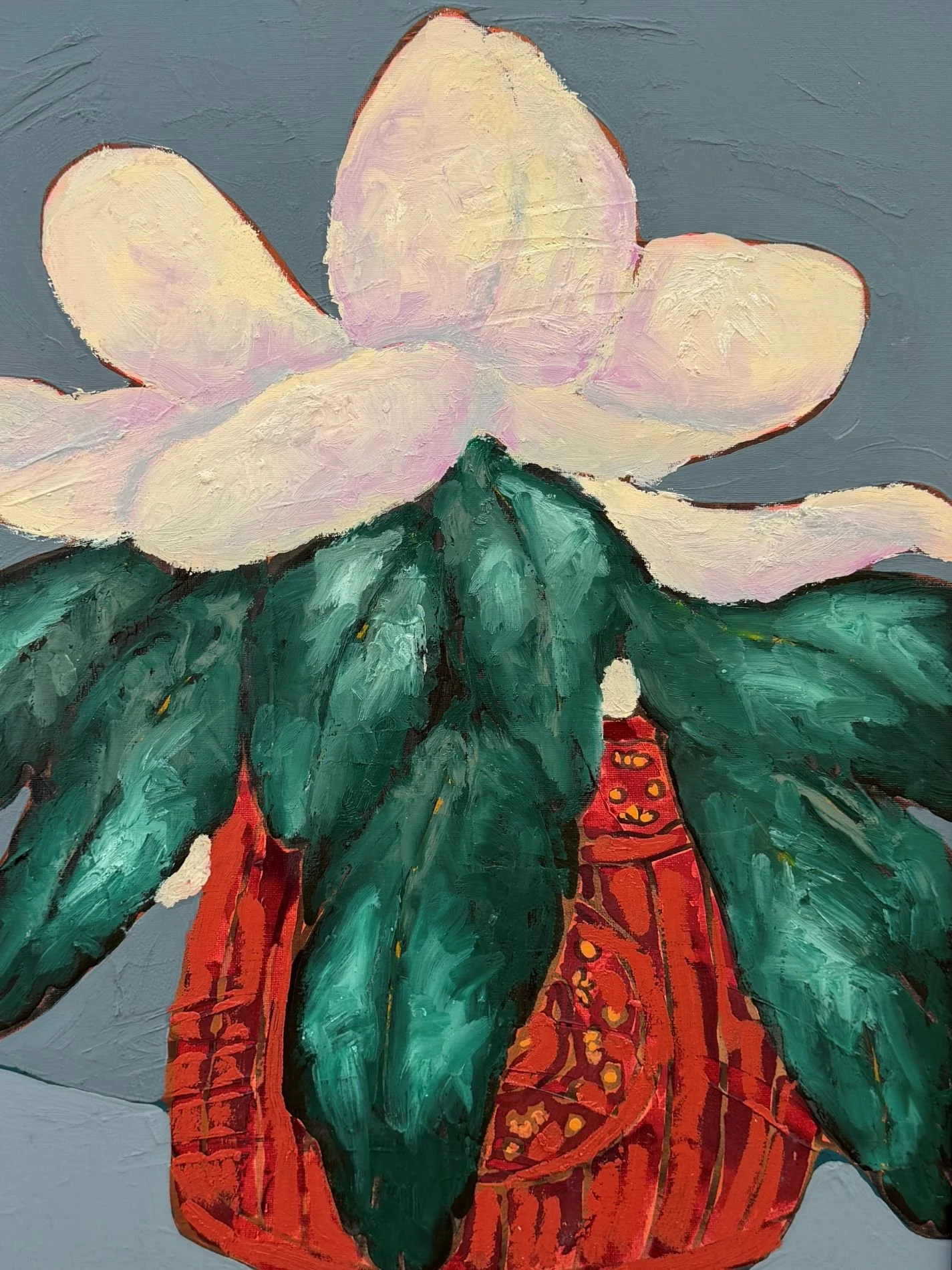magnoliastandingbloom.jpg