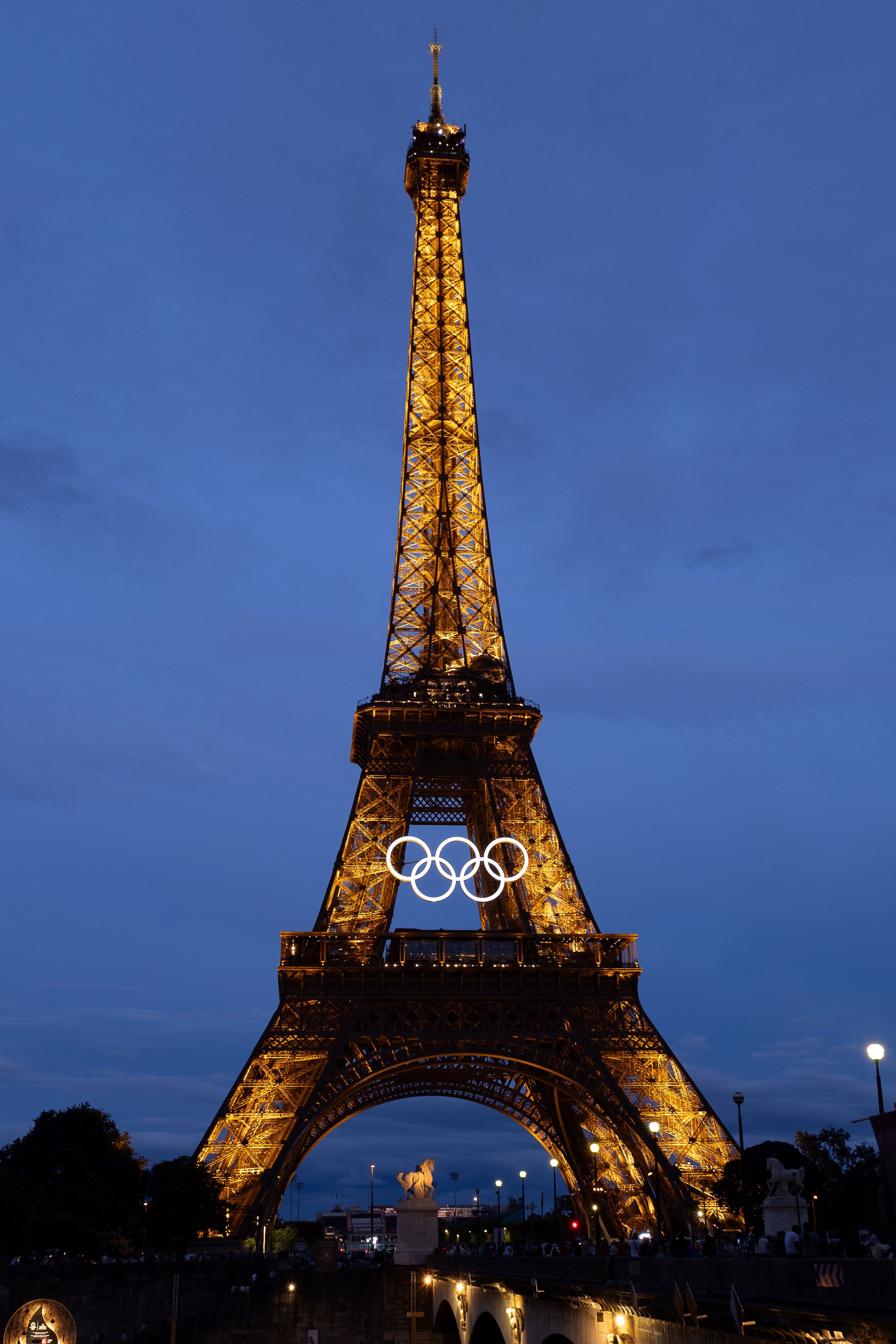Eiffel Tower at night-4589.jpg