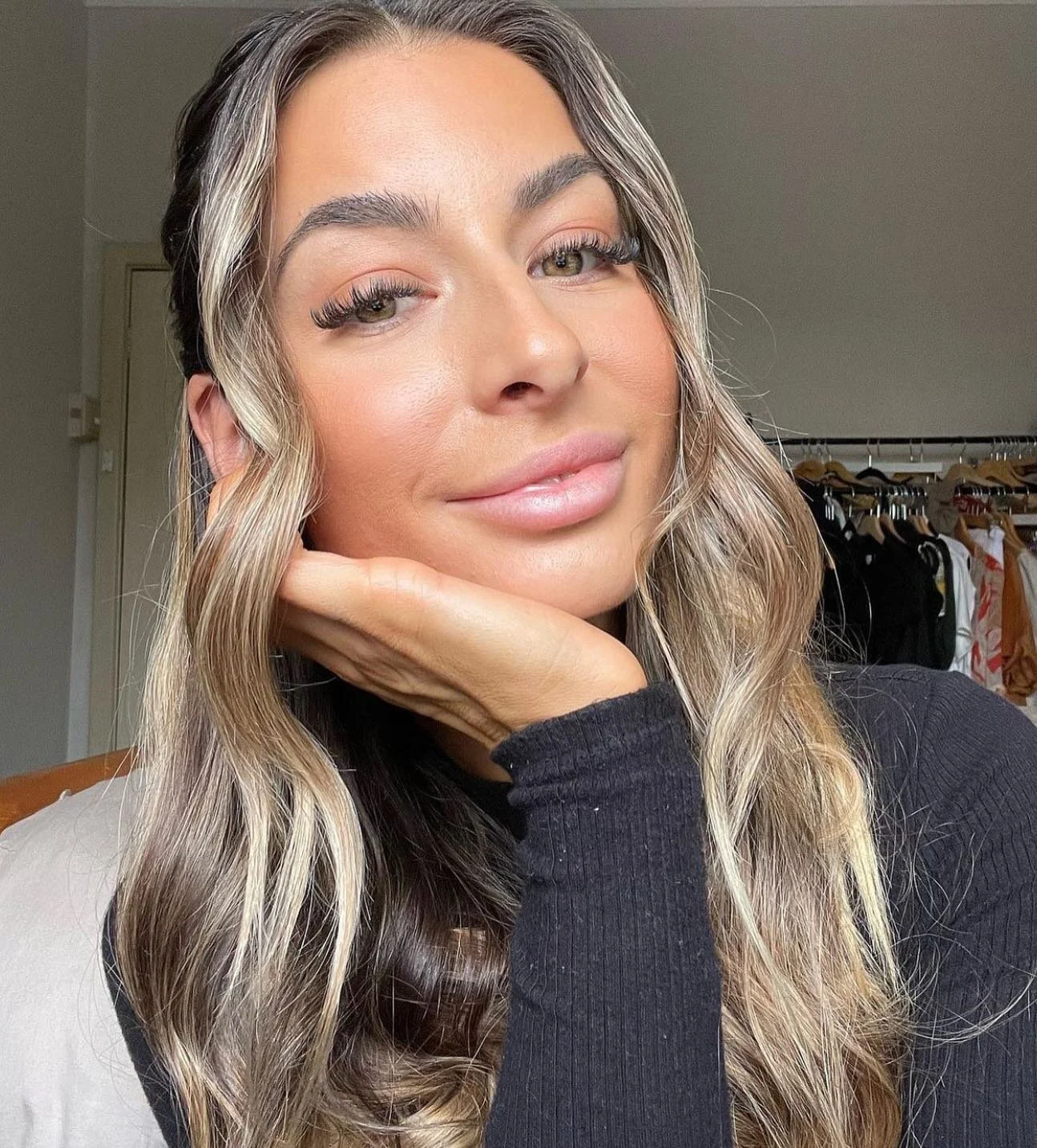 Client appreciation 🥰 Soft Volume lashes for the beautiful @em.krzus