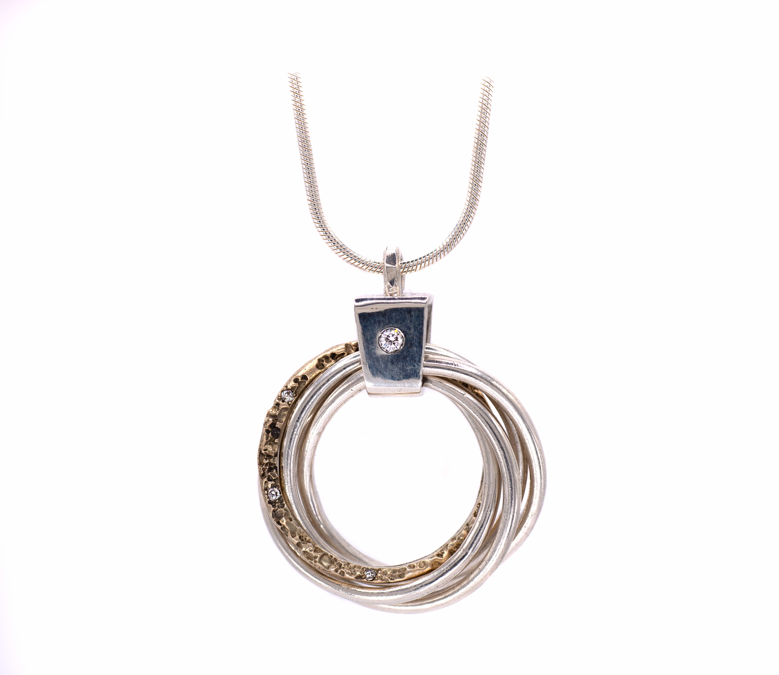 ENT_PENDANT1a.png
