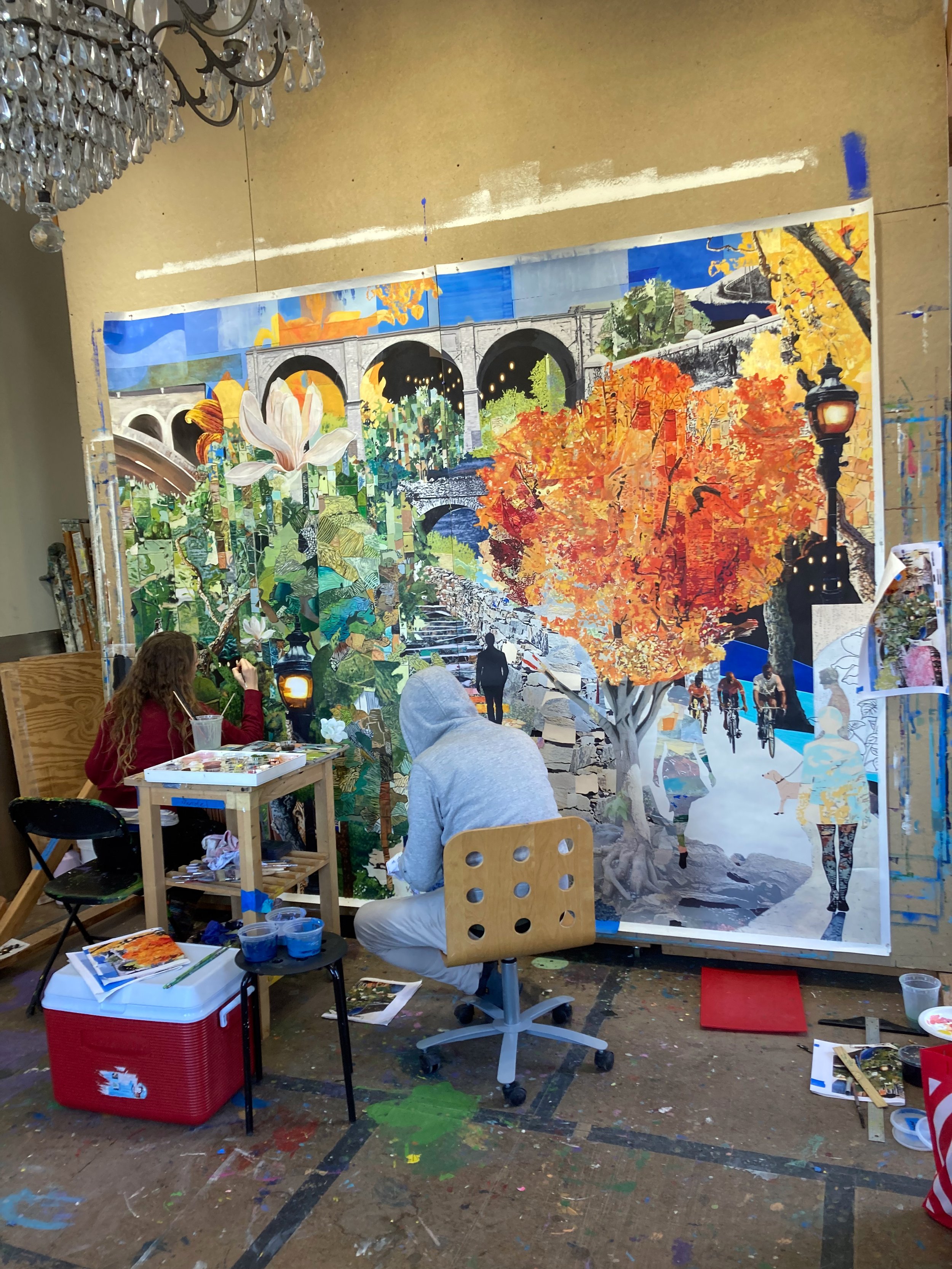 Assistants, Kat Black and Kien Nguyen painting