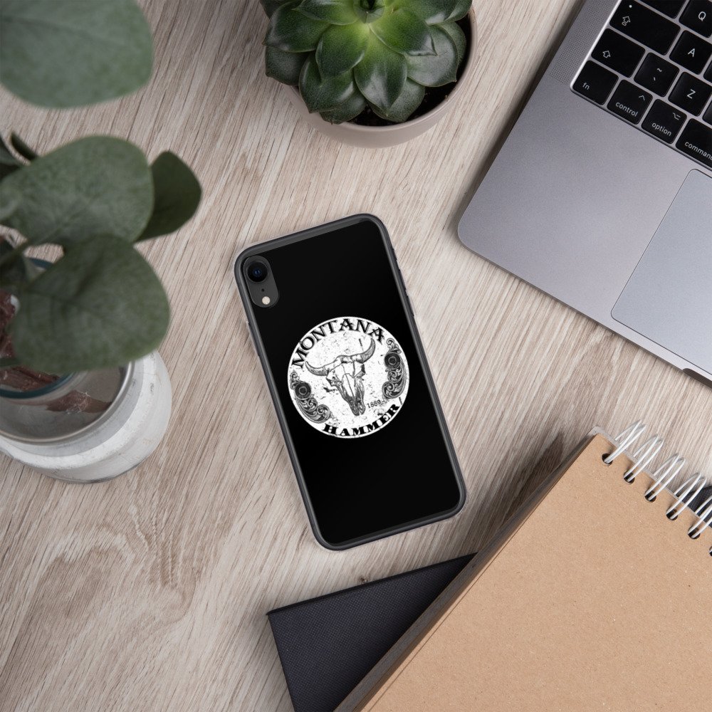 iphone-case-iphone-xr-lifestyle-4-61c261af8bad0.jpg
