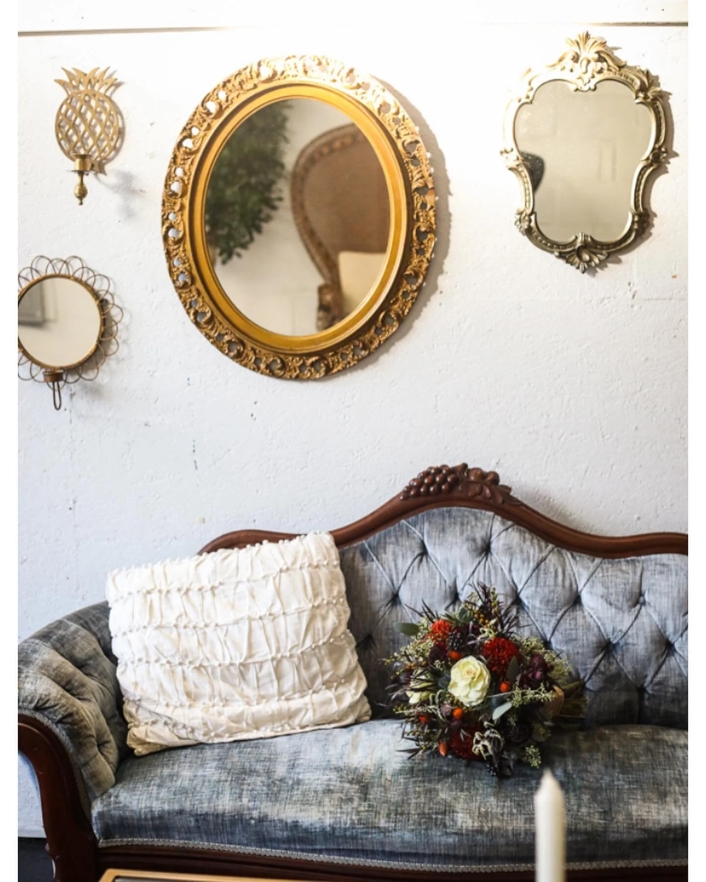 Blue couch gets a lot of love 🛋💙 peacock chair peepin&rsquo; in the mirror [we see you!] 👀 thank you Tom &amp; Karen for celebrating your special day with some of our favorite pieces 🤗🦚🍍 beautifully captured by @oneelevenimages // venue: @wareh