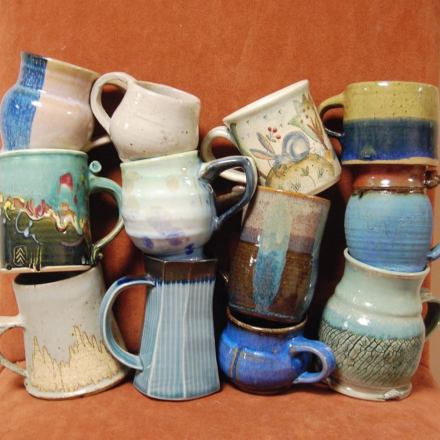 No mugs were harmed in the making of this photo (close tho whooops 😳) ☕️