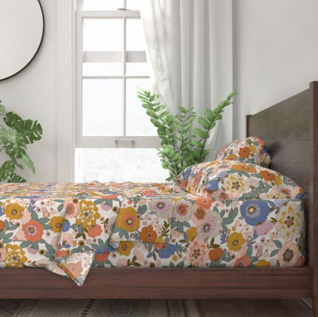 sabra-retro-floral-Crystalwdesign-Spoonflower-sheet-set.png