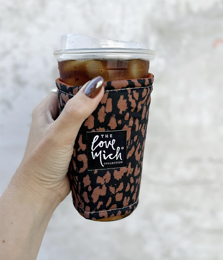 crystal w design print features