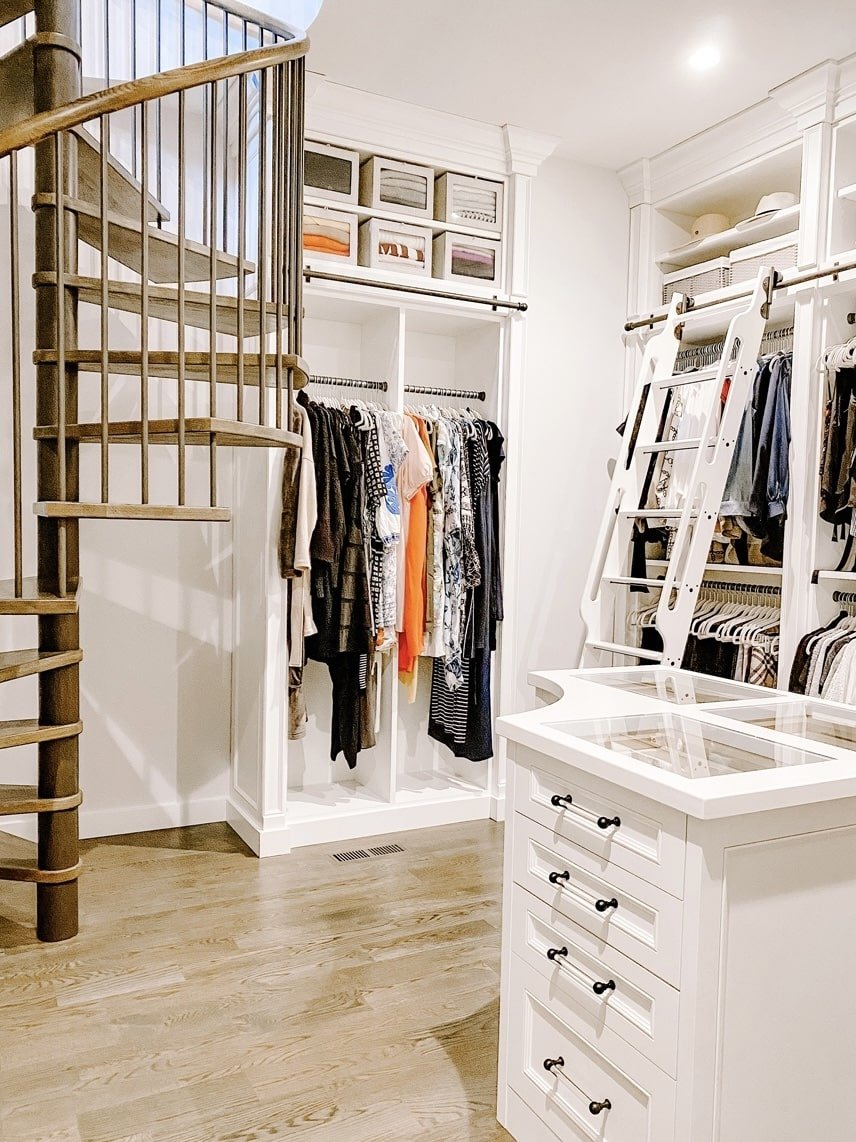 Everything has a place in this stunning closet