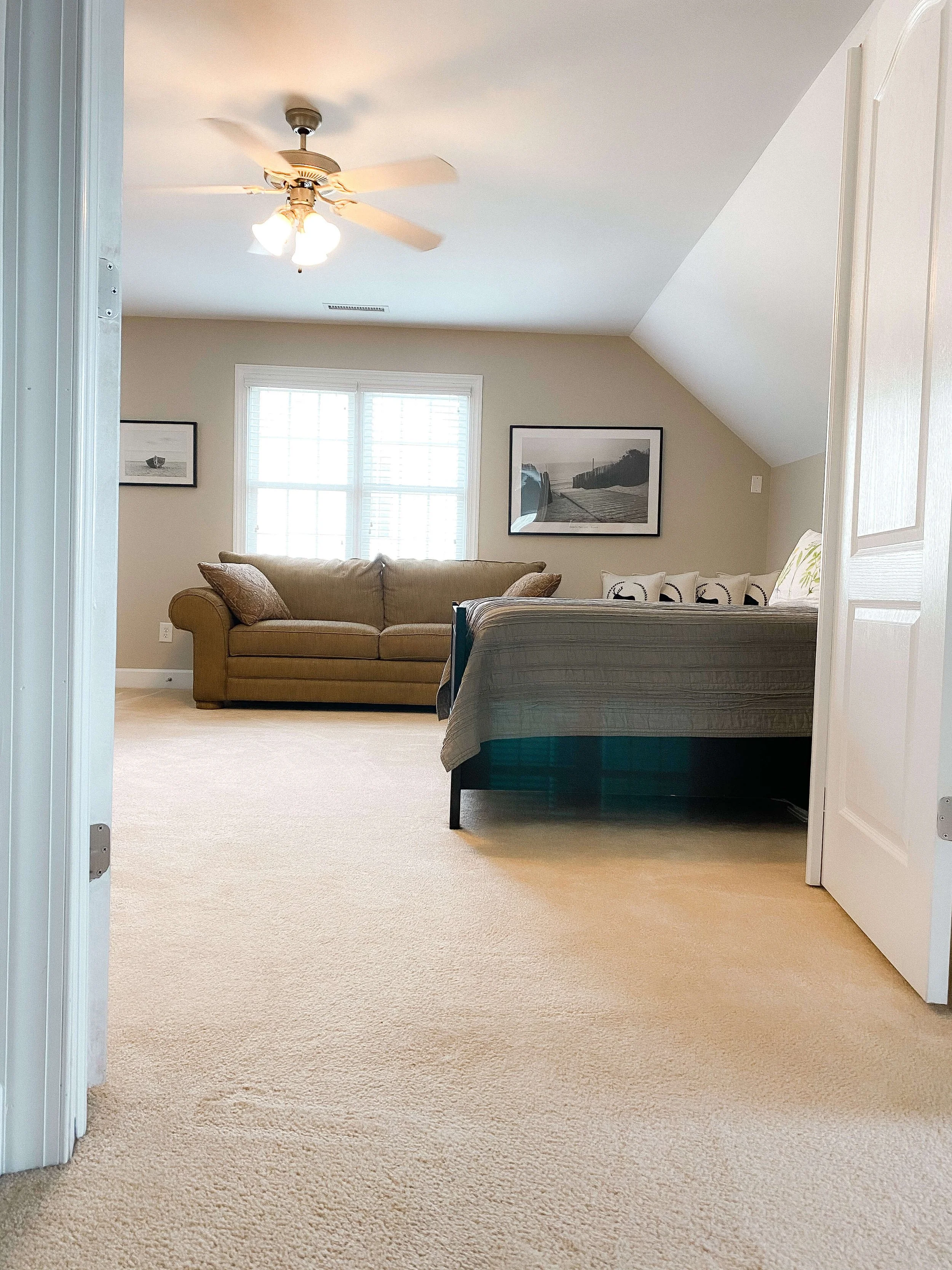 Simple &amp; organized guest room