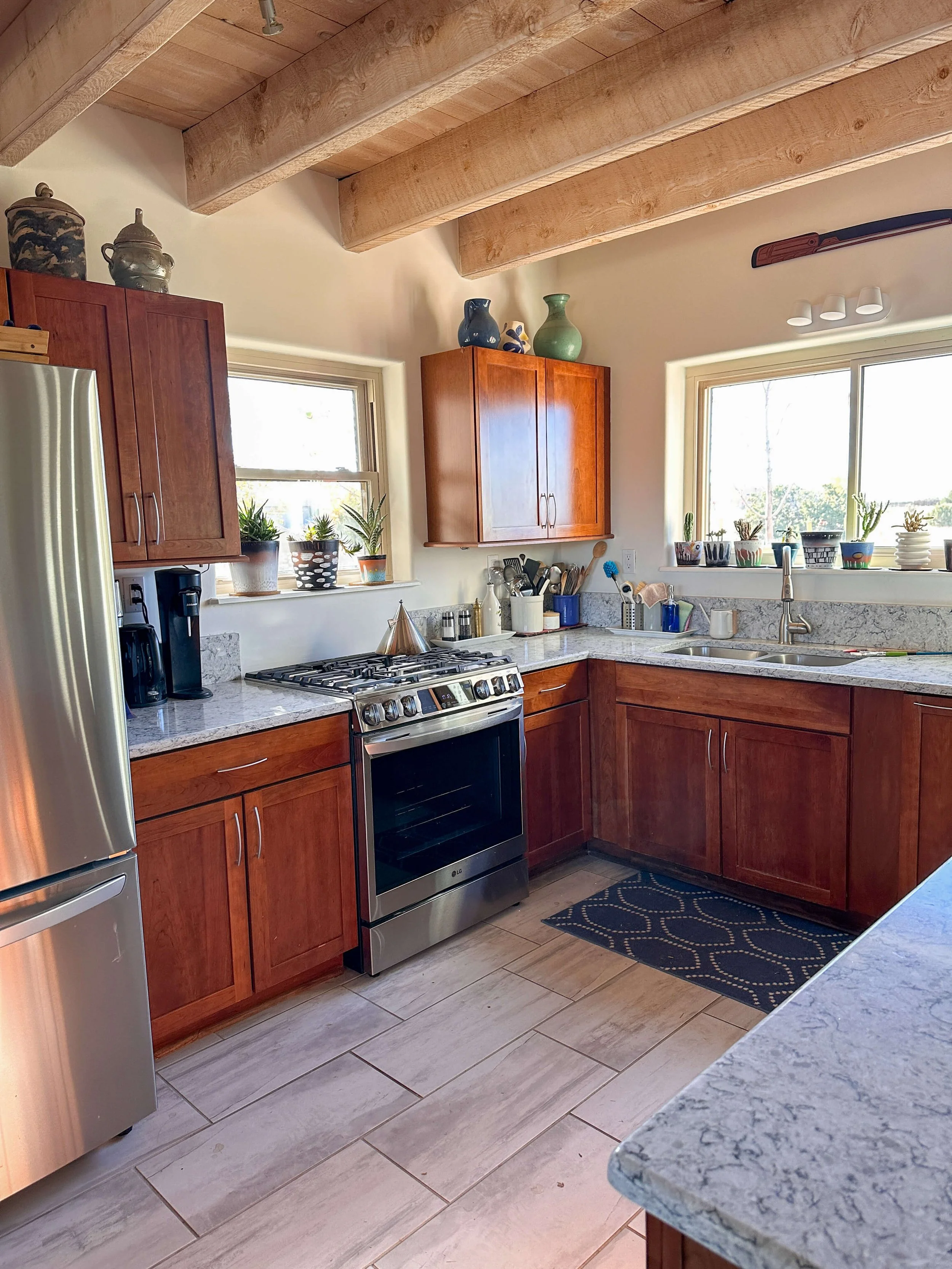 organized-kitchen-santa-fe-holiday-cooking.JPG