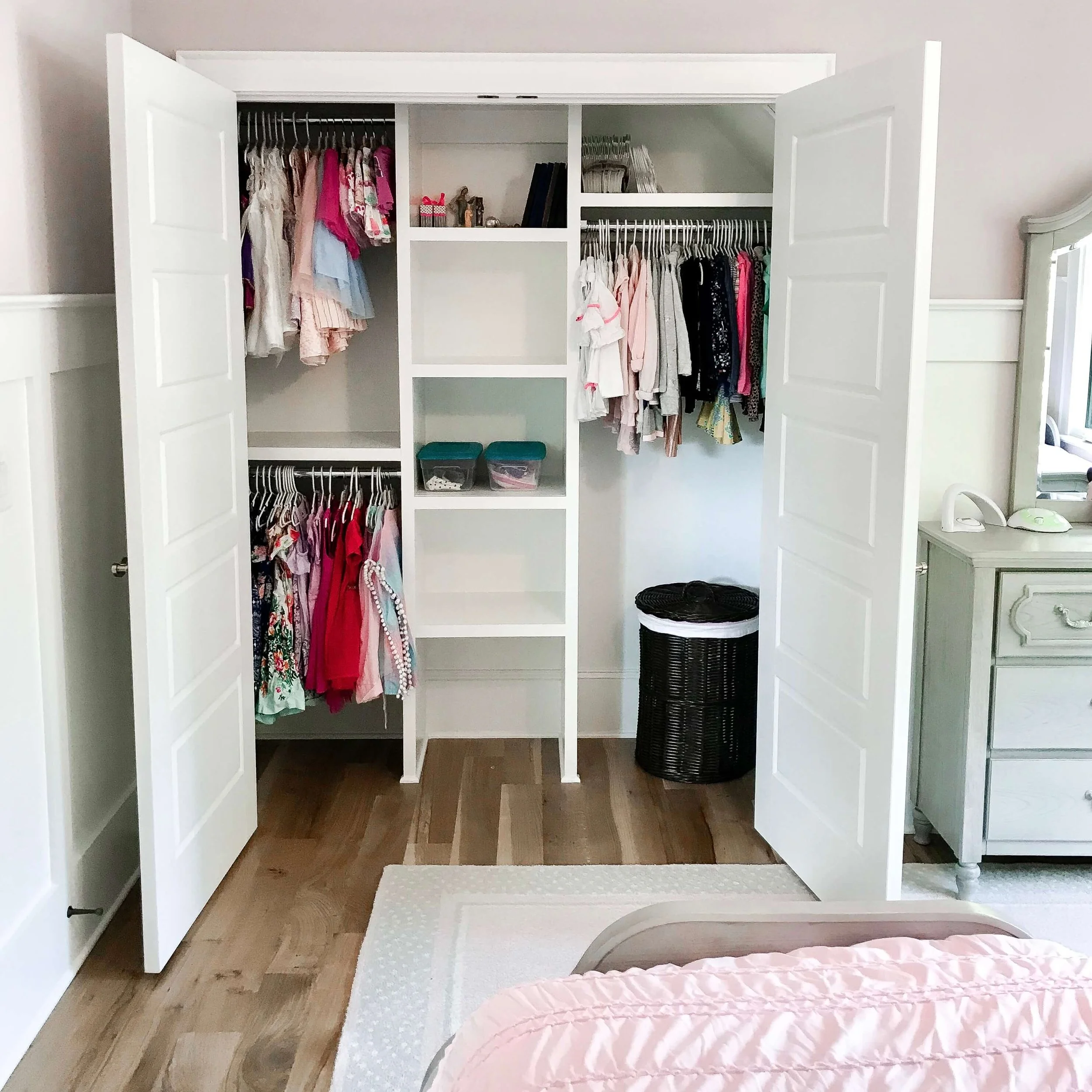 How to Organize Your Kids' Closet for the School Year