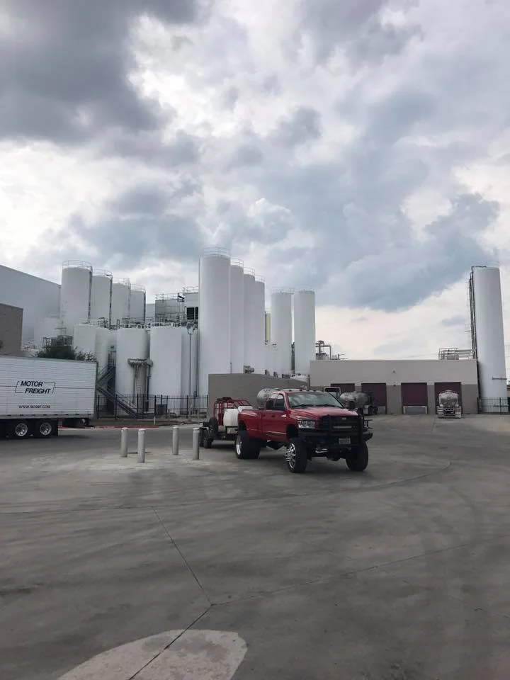 East texas liquid dynamics power washing industrial building. large project power washing