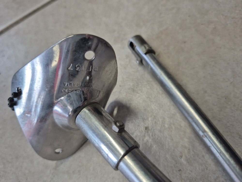 Ronstan Mast Spreaders Stamp.jpg