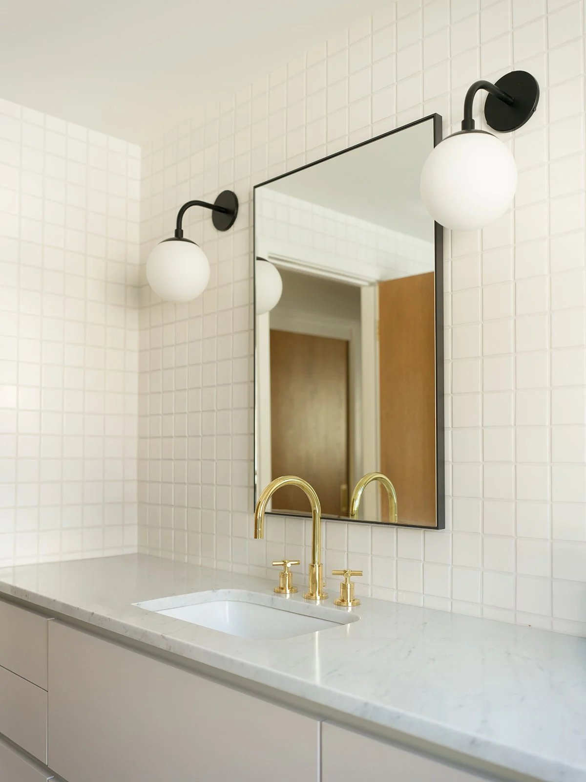 HalaxInteriors_HiRes_WHITE TILE VANITY.jpg