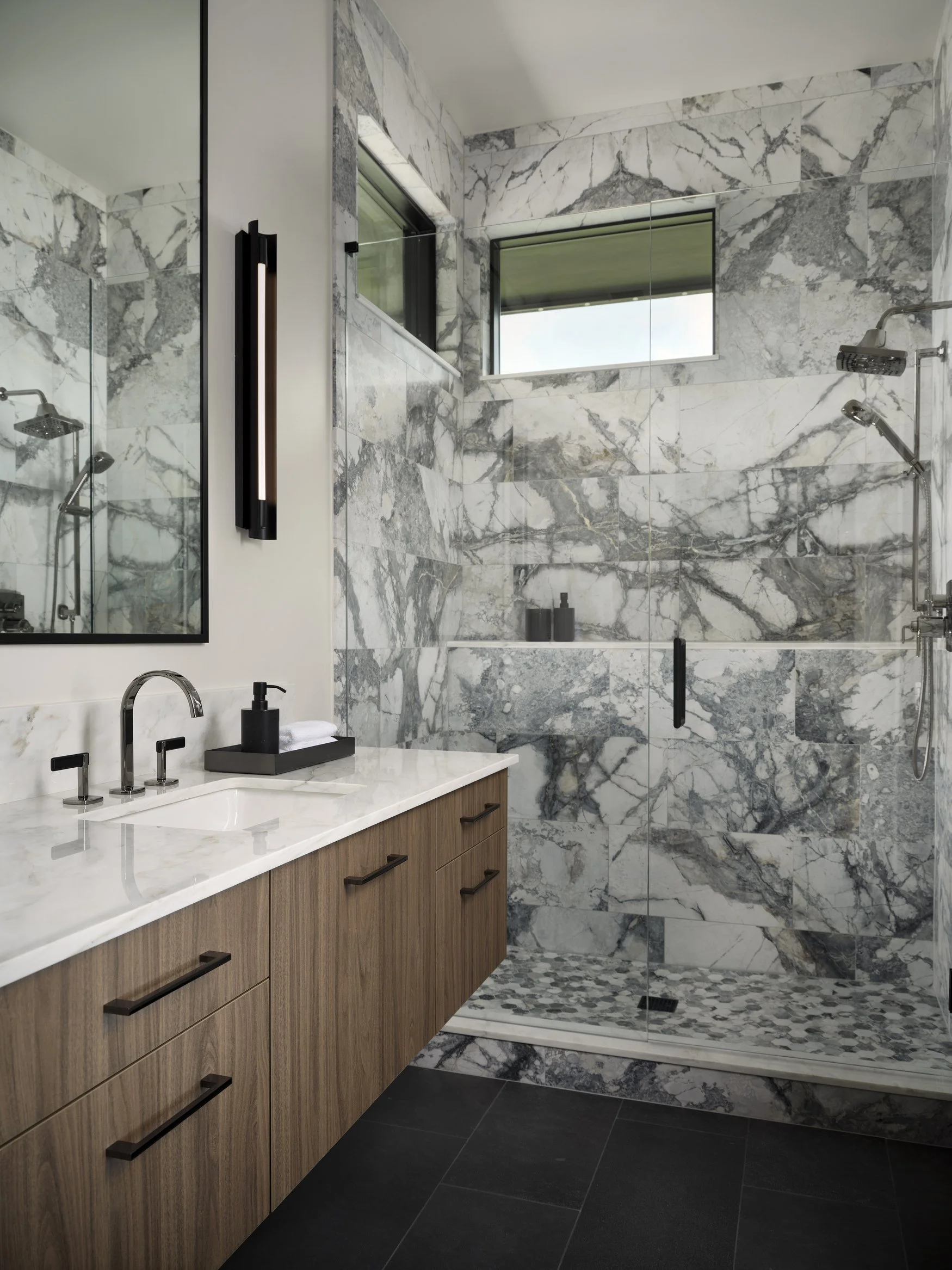 Halax Interiors_Douglas_Guest Bath.jpg