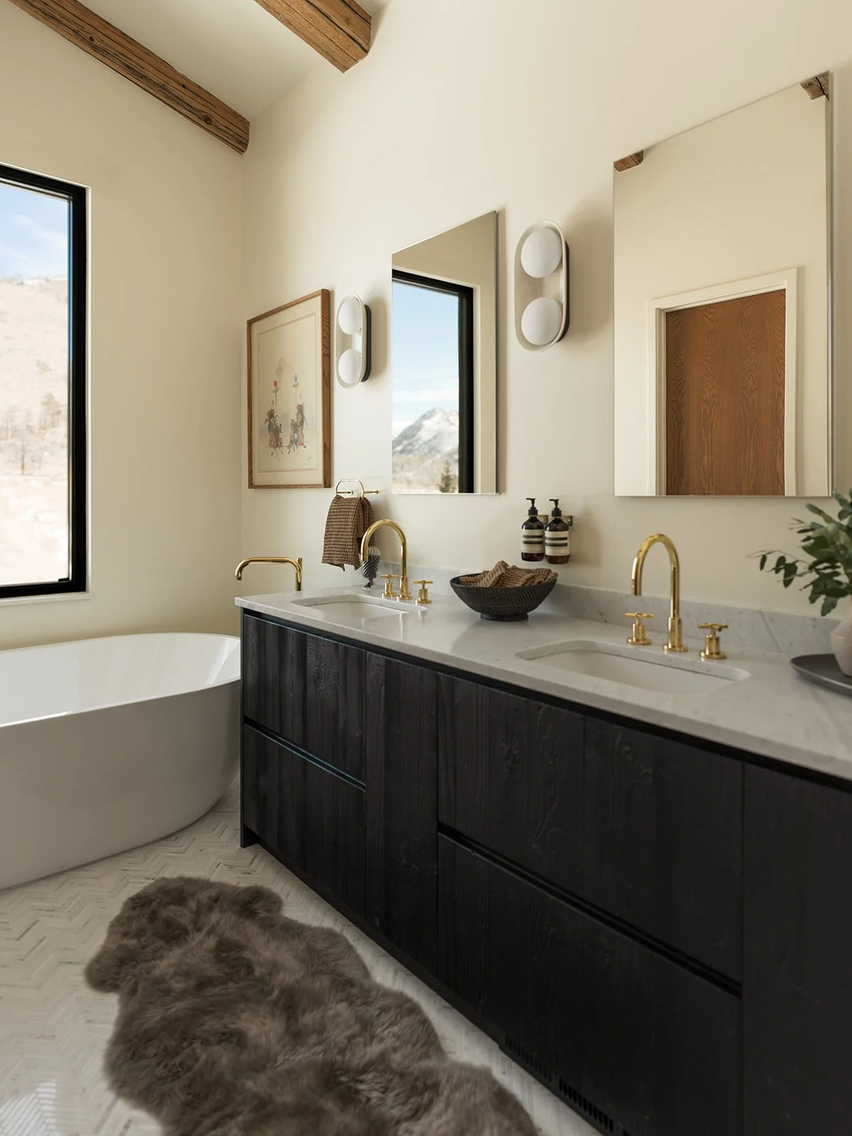 HalaxInteriors_HiRes_PRIMARY BATH VANITY.jpg