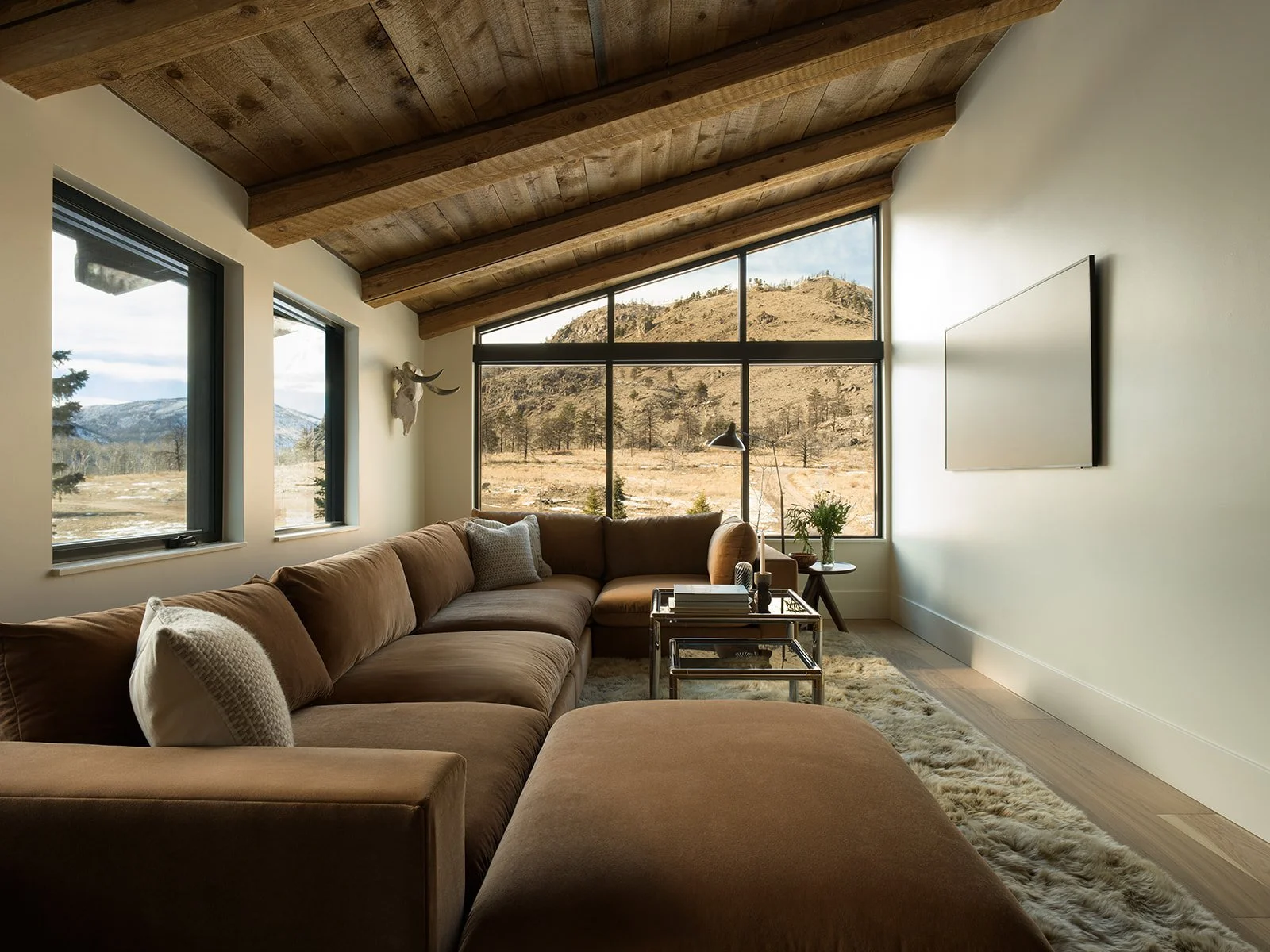 HalaxInteriors_HiRes_TV ROOM 2.jpg