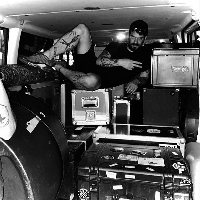 A casual loud out with tetris master M.

#elrband #loudout #vanlife