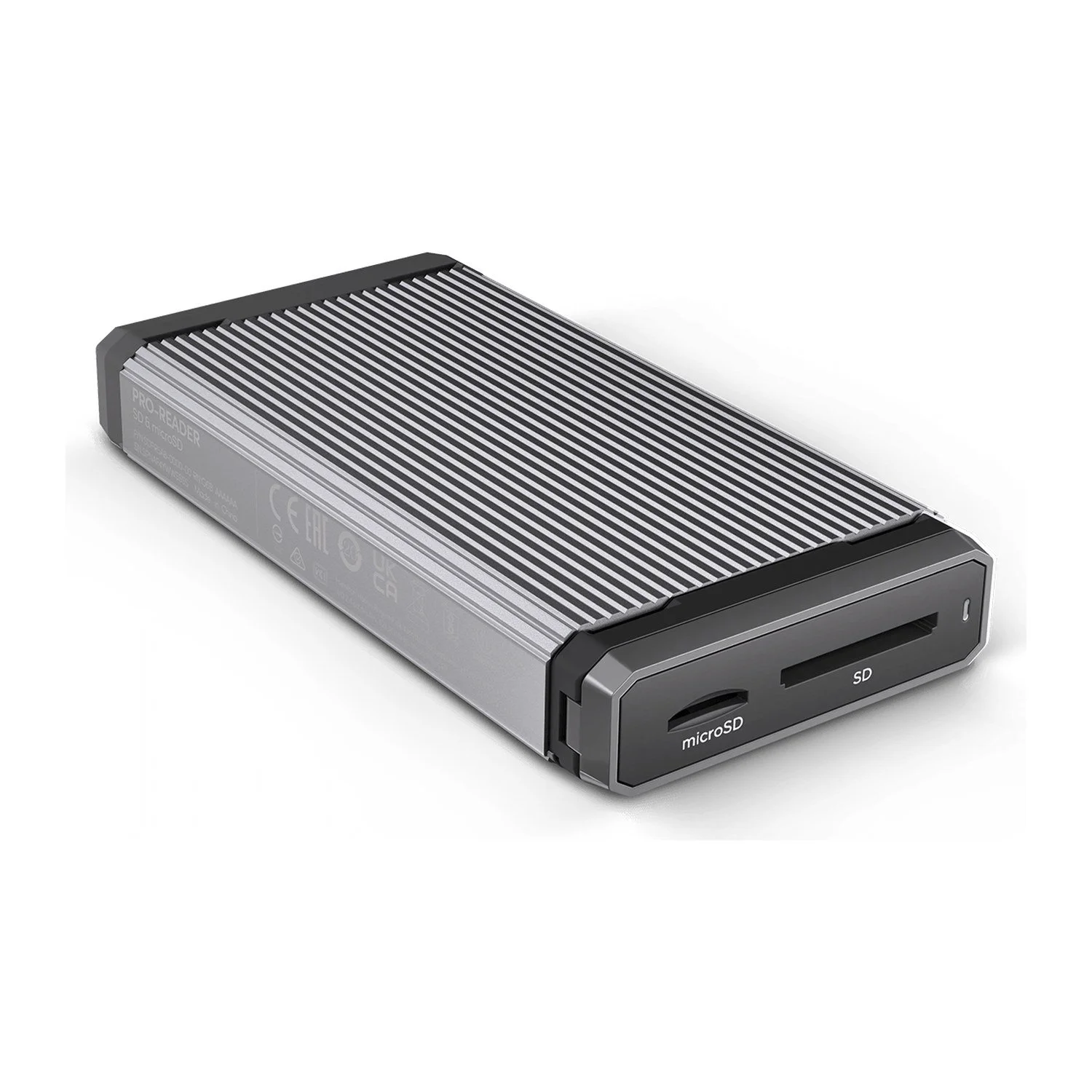 sandisk-pro-reader-sd-microsd-2-angle.jpg
