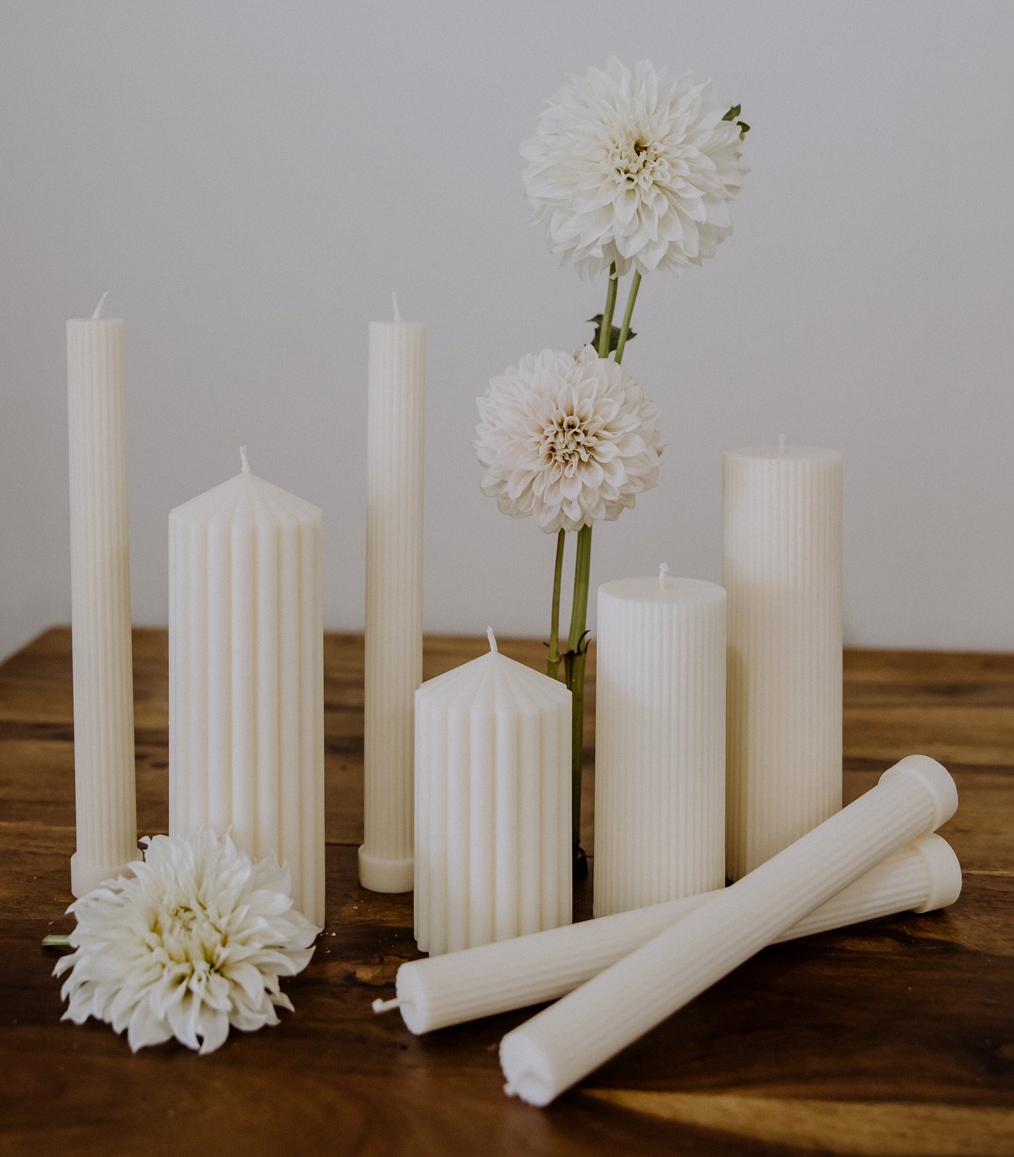 Soy wax beauty 😍 Elevate and impress at your next event with our gorgeous soy wax pillars 🤍 3 styles to choose from!