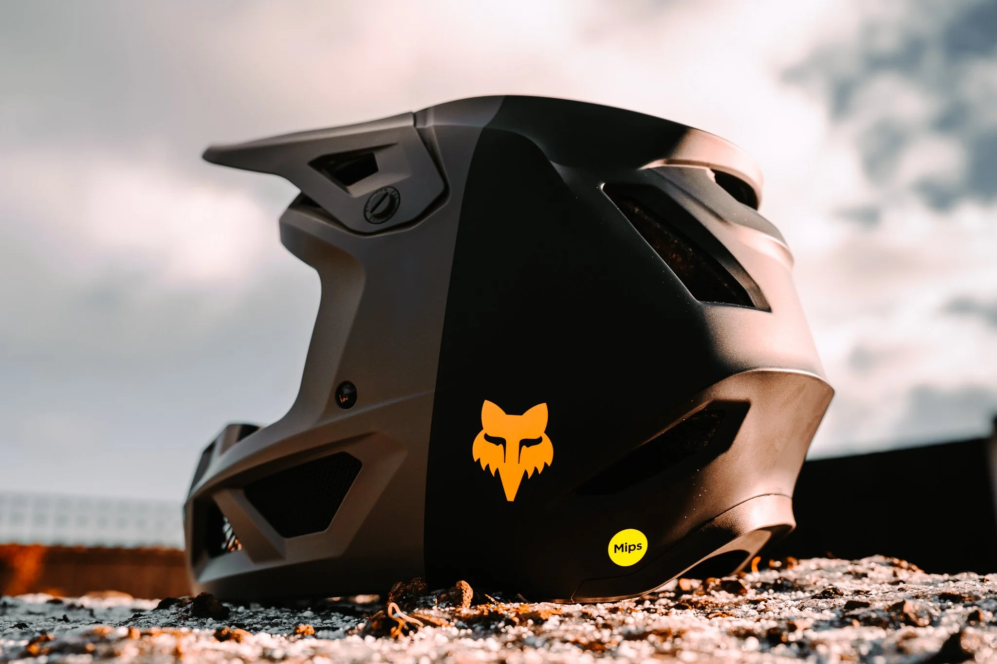 FOX Helmet.jpeg