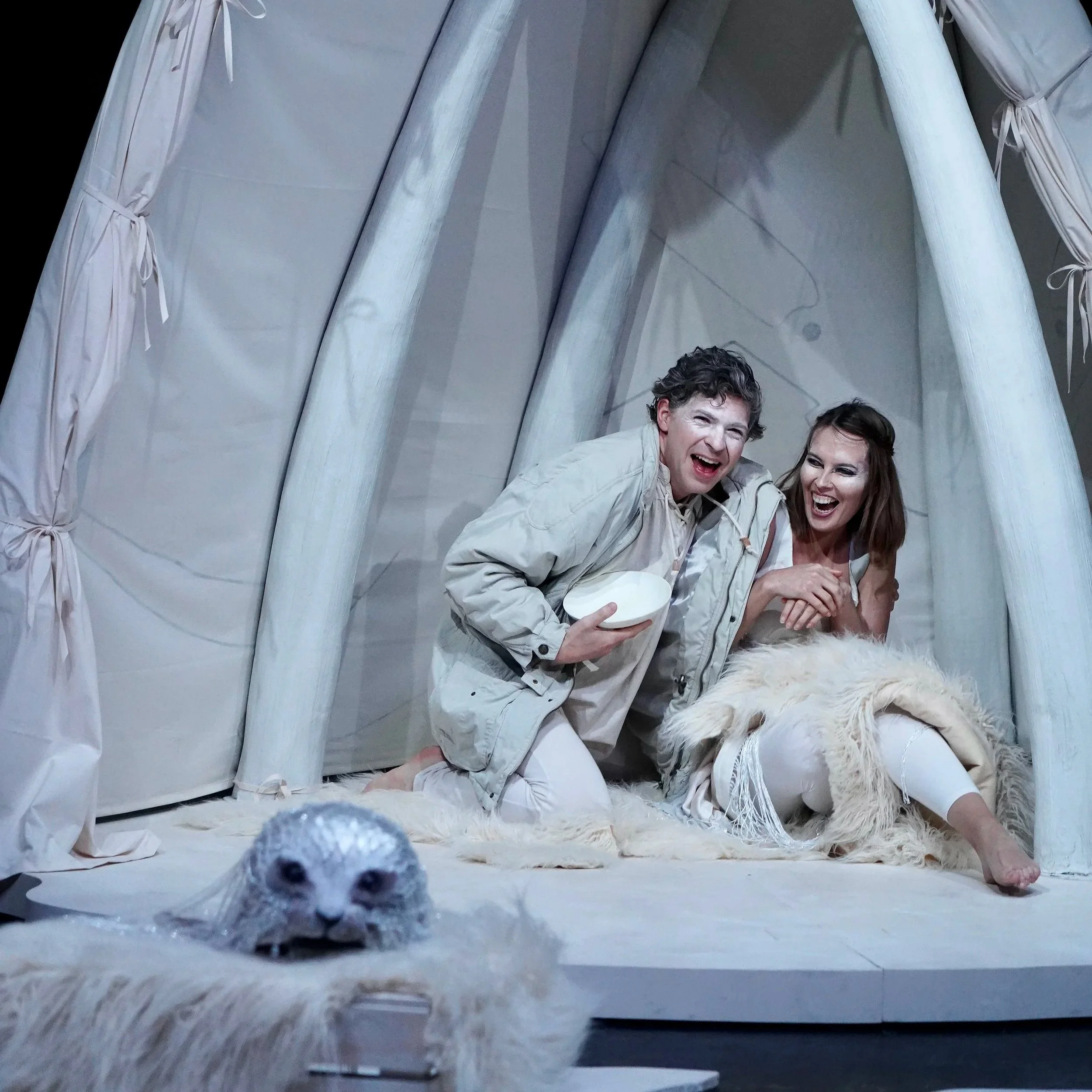 Stage & Costume "Das Kind der Seehundfrau"