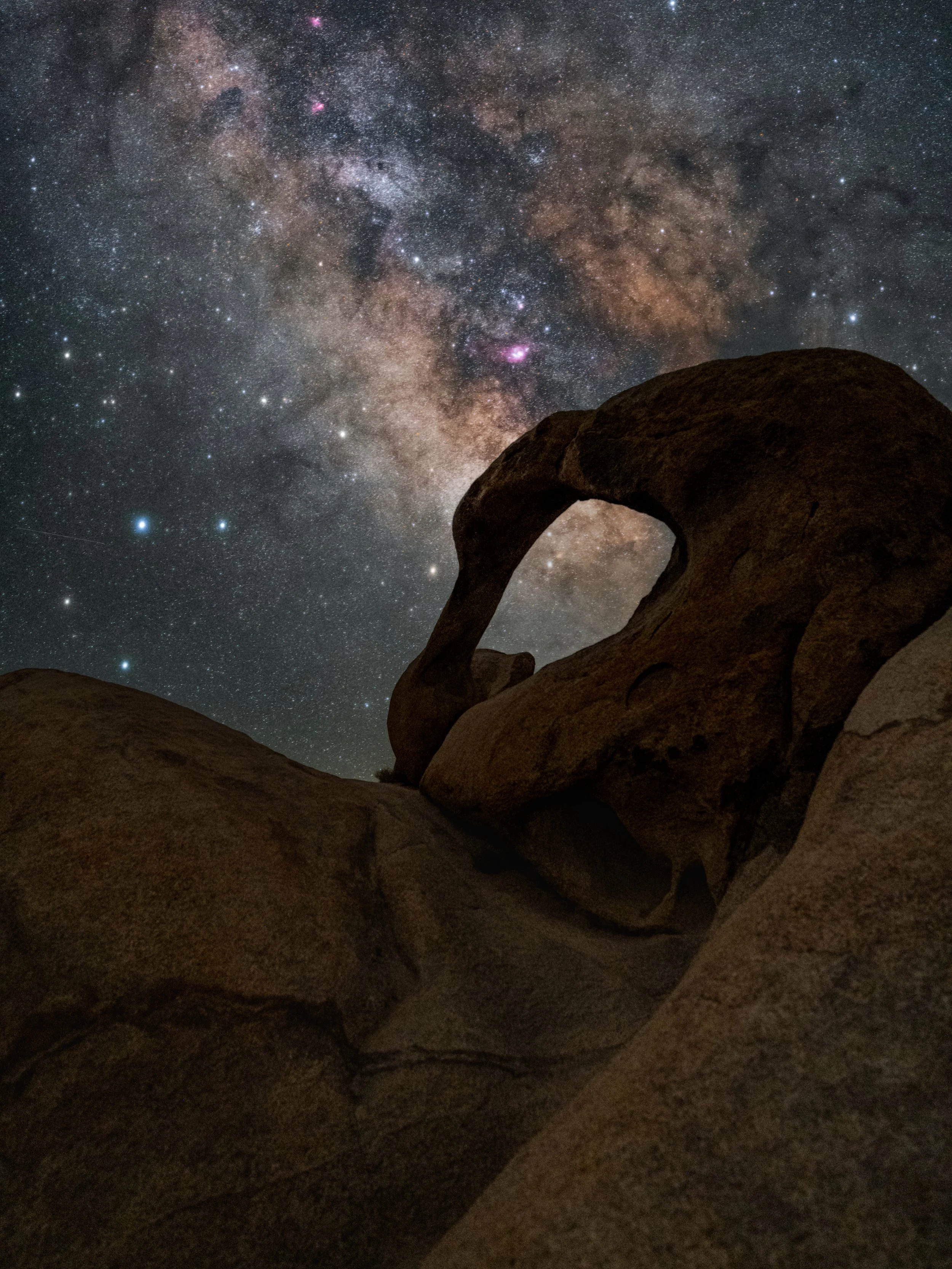 The Milky way galactic core over Mobius Arch in the Alabama Hills, near Lone Pine, California.  April 2026