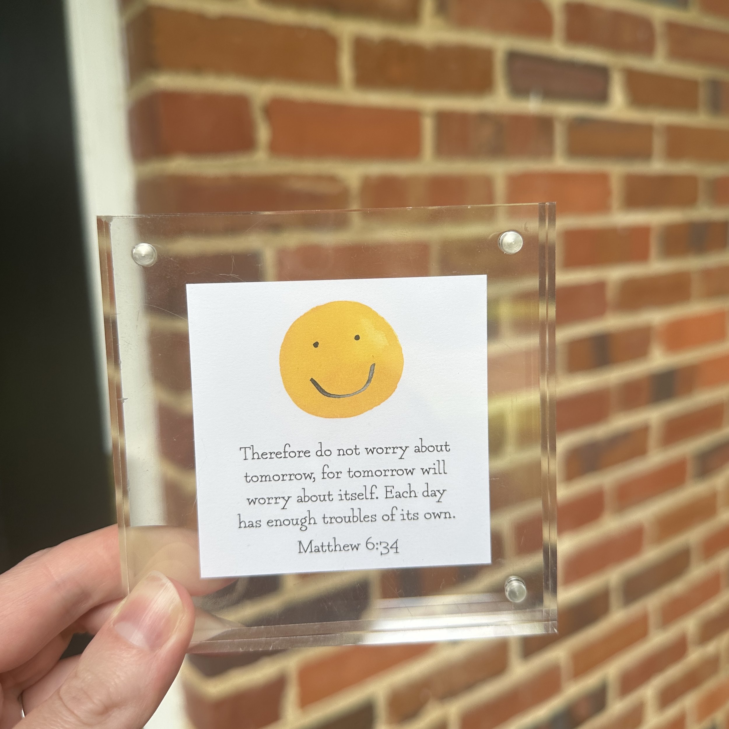 4x4" Clear Magnetic Acrylic Frame