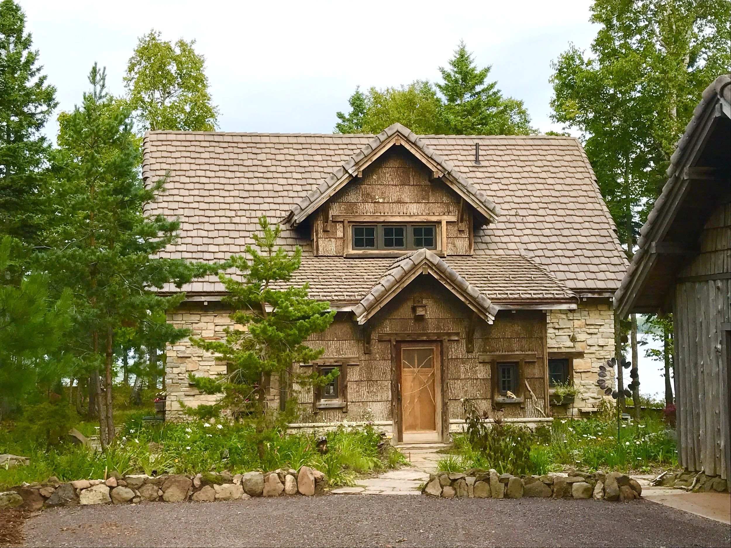 A timeless cabin of stone and wood (you wouldn't know it was built in 2010-2012).

