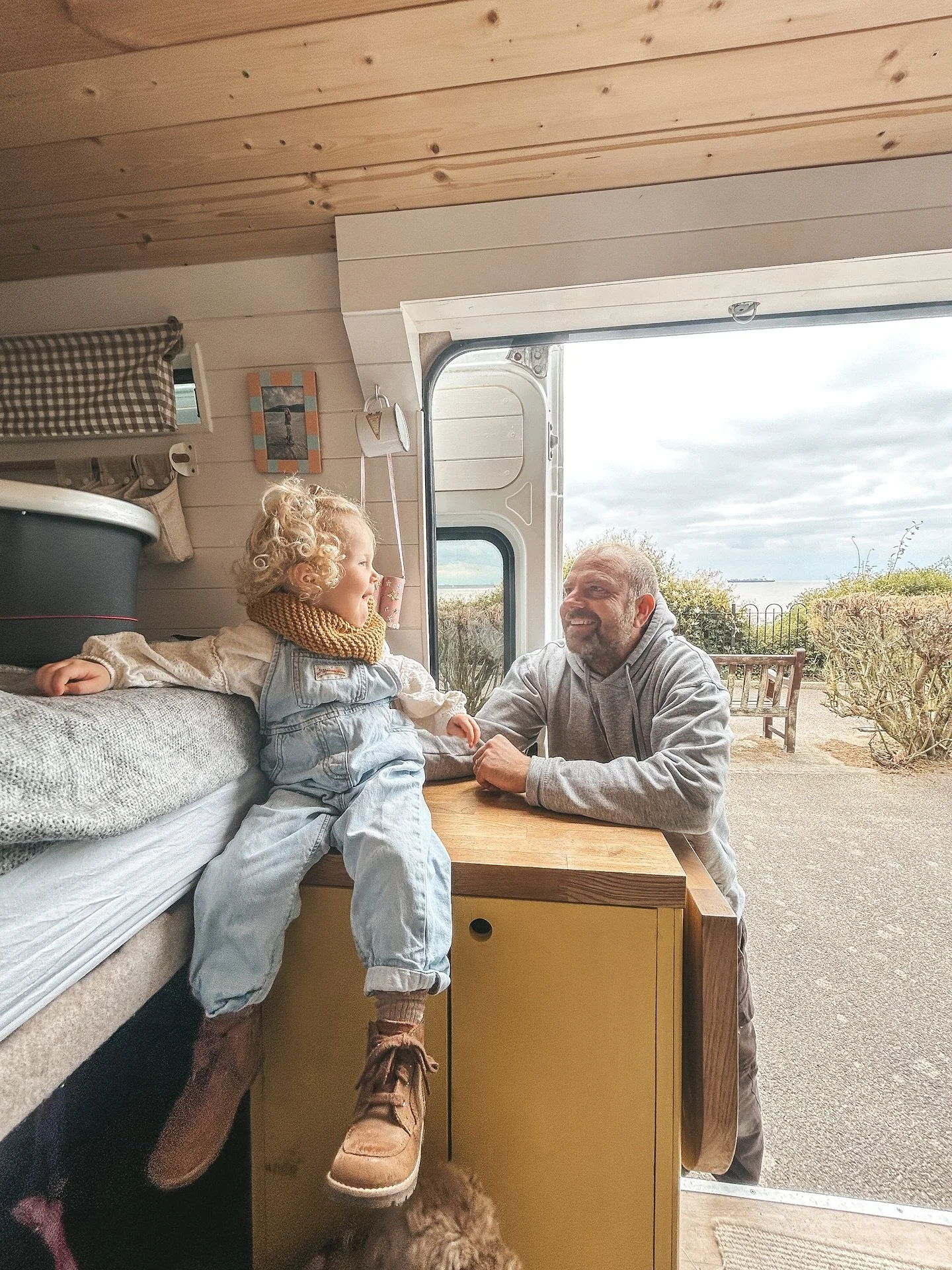 Birthday beach picnic and watercolour painting for our gal - forever grateful to the one who made me a mum. Florence you are the absolute best and we totally adore you. ✨💛🥰

#birthdaypicnic #beachday #vanlifeuk #vanlifefamily #toddlertravel #vancon